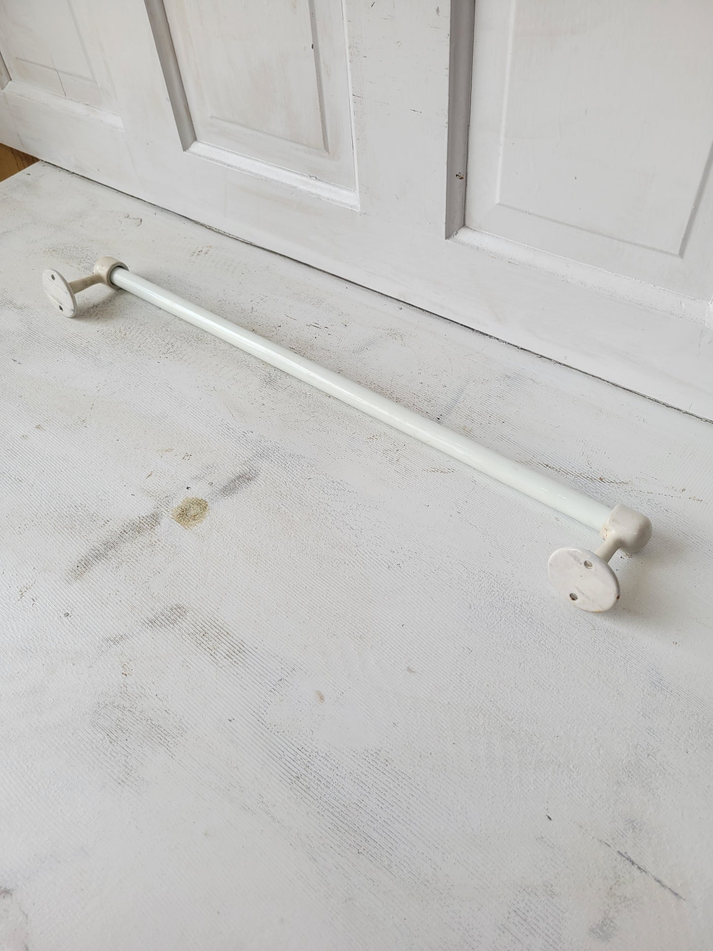 25" Vintage White Glass Towel Bar, Vintage Glass and Porcelain Antique Towel Rack #070103
