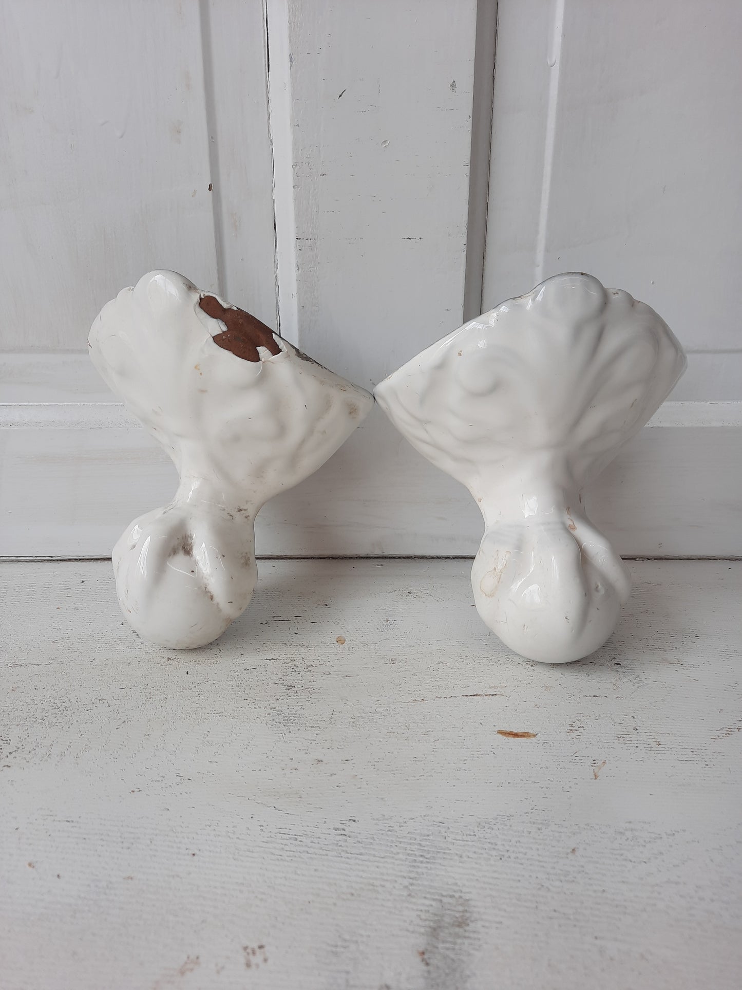 Antique Pair of Cast Iron Tub Eagle's Claw, Ball and Claw Design Bathtub Feet #070103