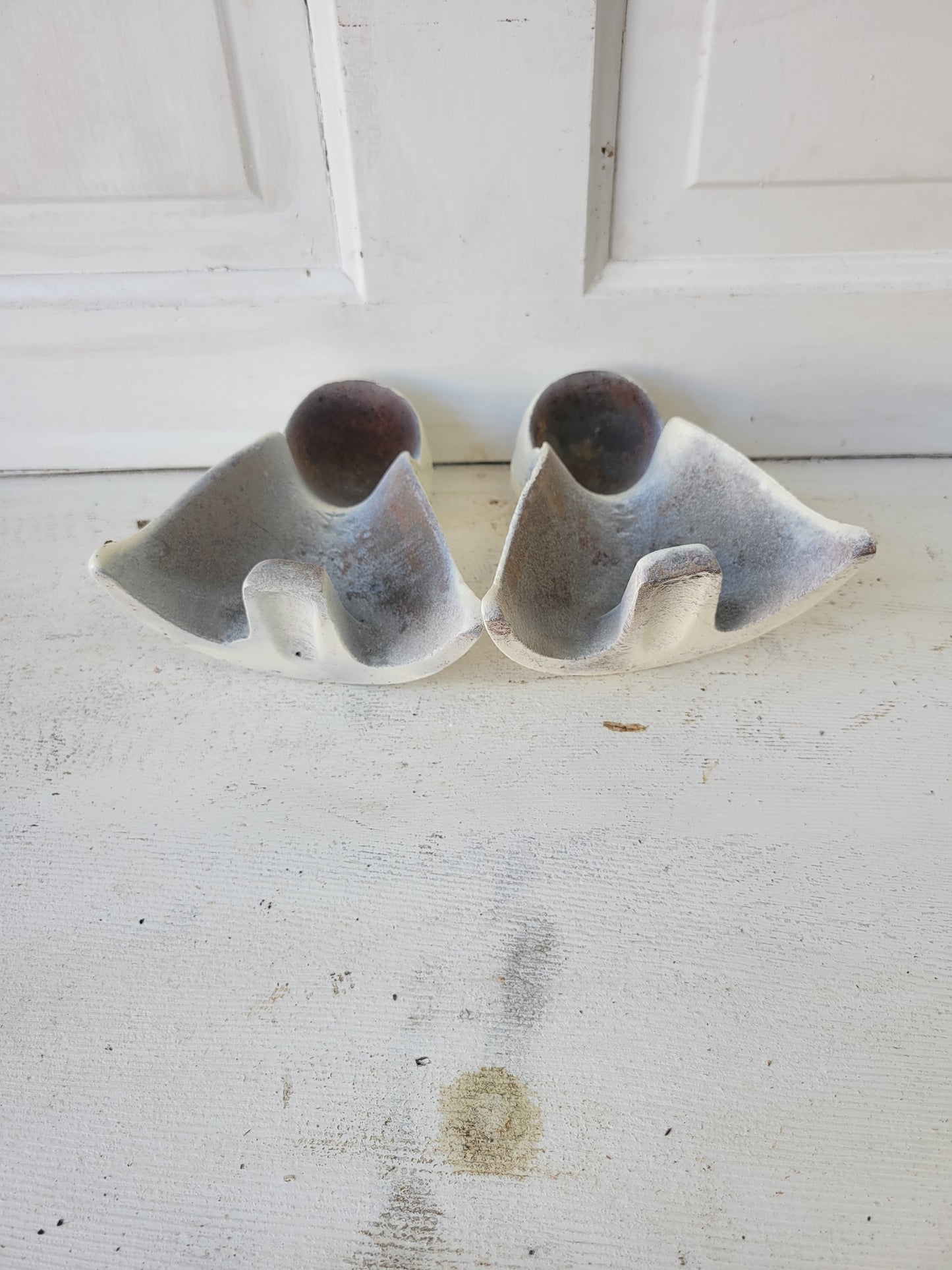Antique Pair of Cast Iron Tub Eagle Claw, Ball and Claw Design Bathtub Feet #071402