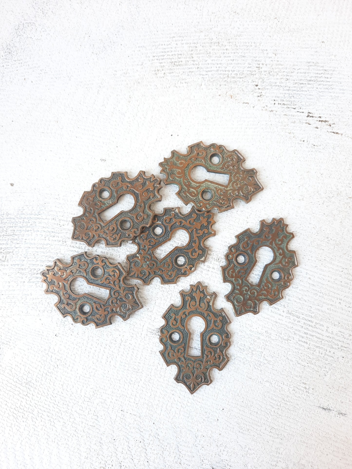 Fancy Bronze Key Hole Escutcheon, Ornate Skeleton Keyhole Plate Cover 072714