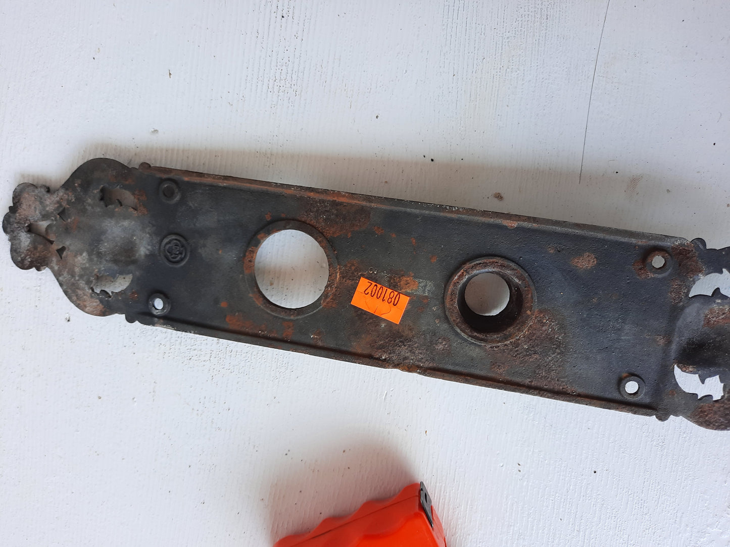 Ornate Cast Iron Entry Door Backplate, Cylinder Lock Escutcheon Plate 081002