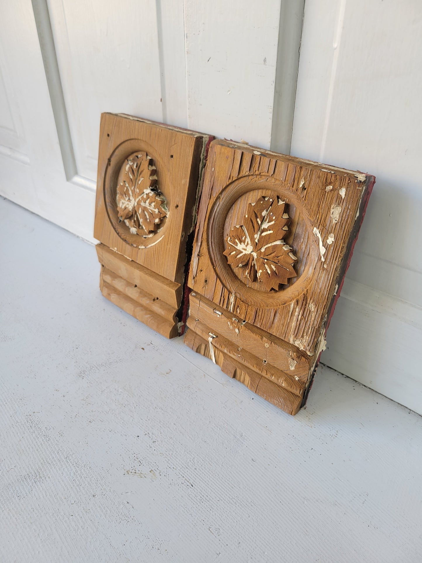 Pair of Maple Leaf Carved Trim Blocks, Antique Corner Blocks with Applied Leaf Design, Architecture Salvage 090401