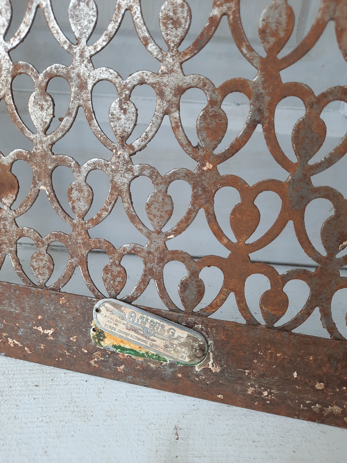 Vintage Rustic Stamped Metal Vent Cover Grate, Retro Metal Cut Out Grate 091904