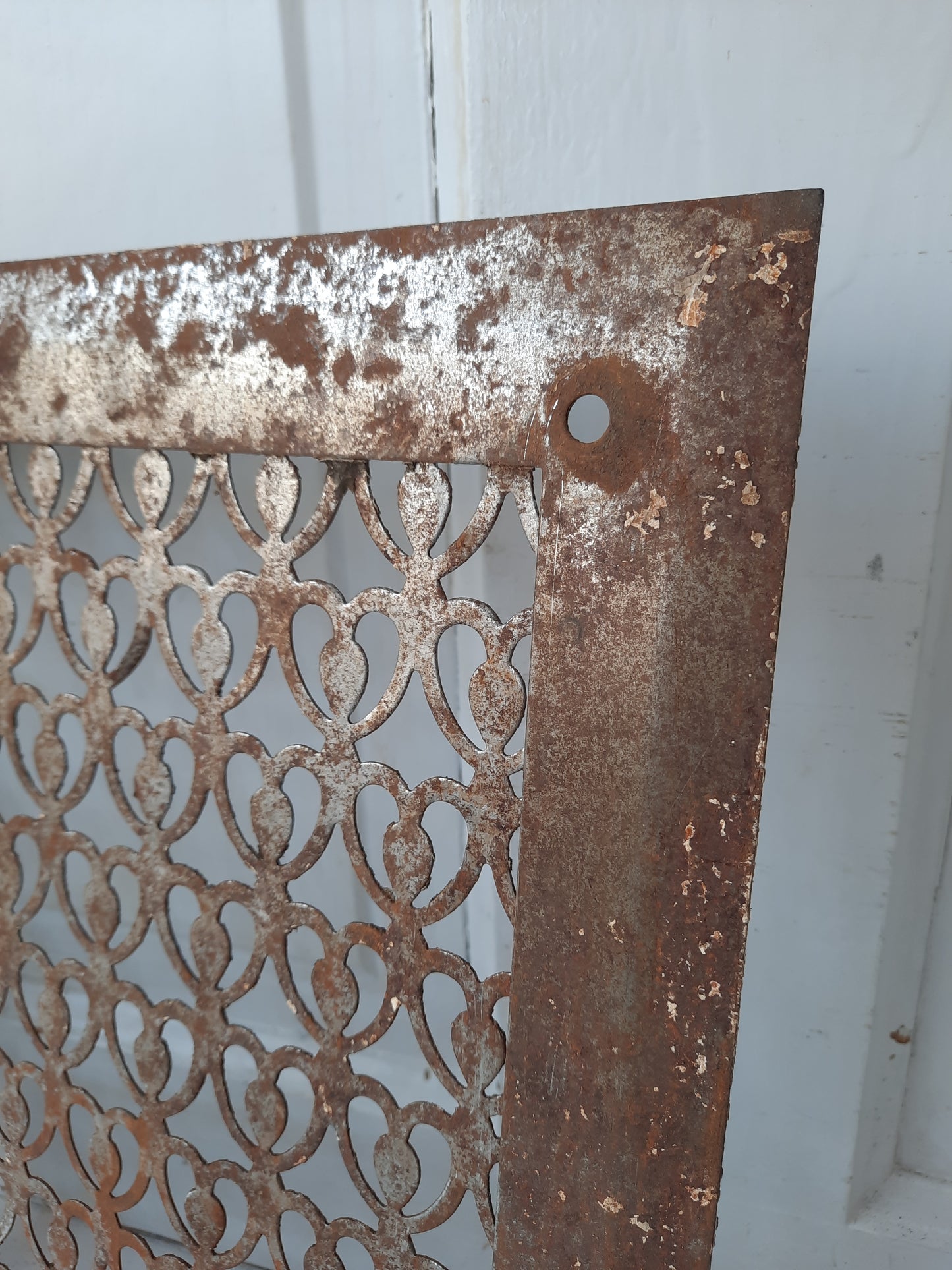 Vintage Rustic Stamped Metal Vent Cover Grate, Retro Metal Cut Out Grate 091904