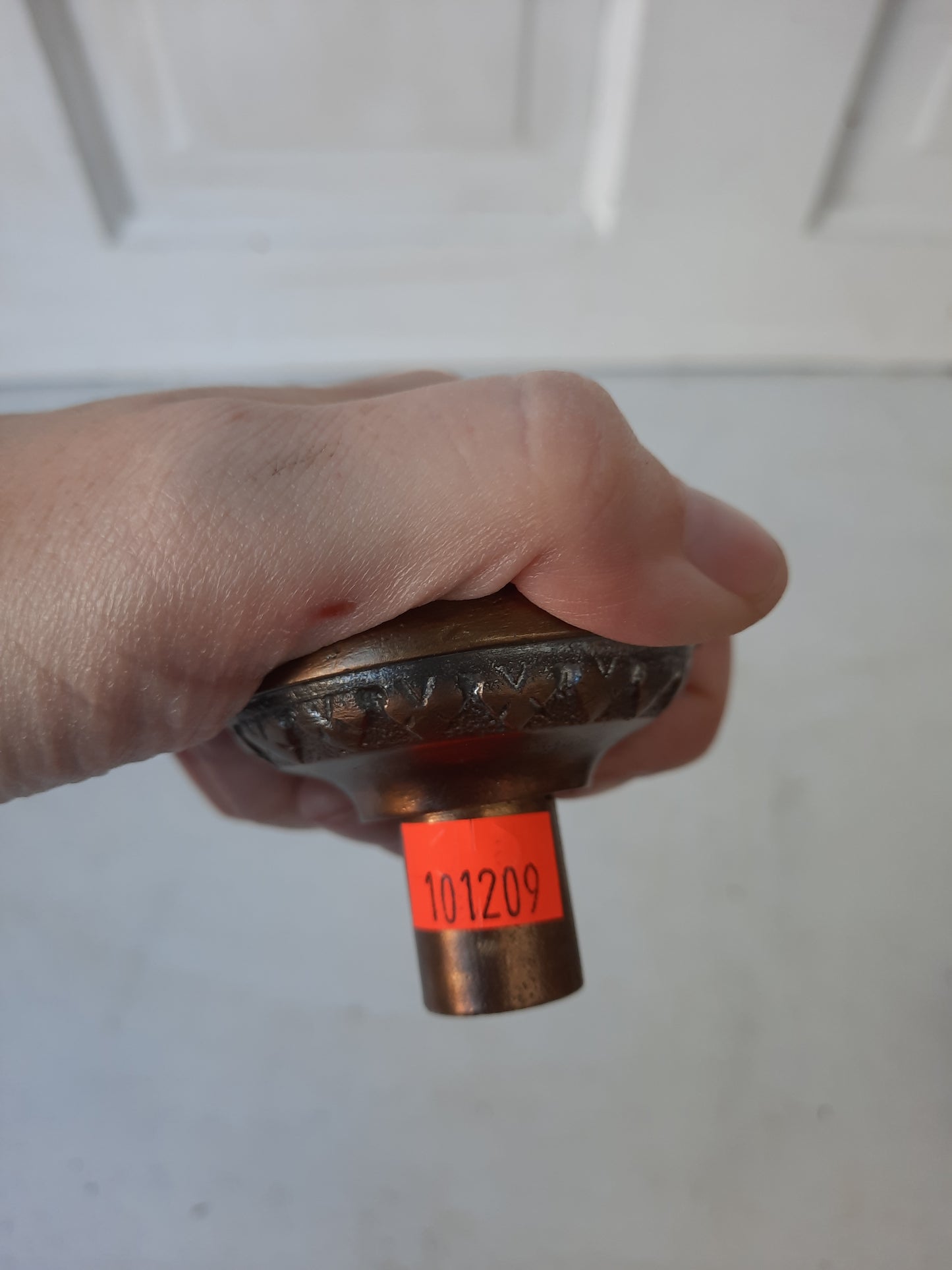 Victorian Era Bronze Knob, Antique 1900s Doorknob, Flower Design, Architecture Salvage, Fancy Doorknob 101209