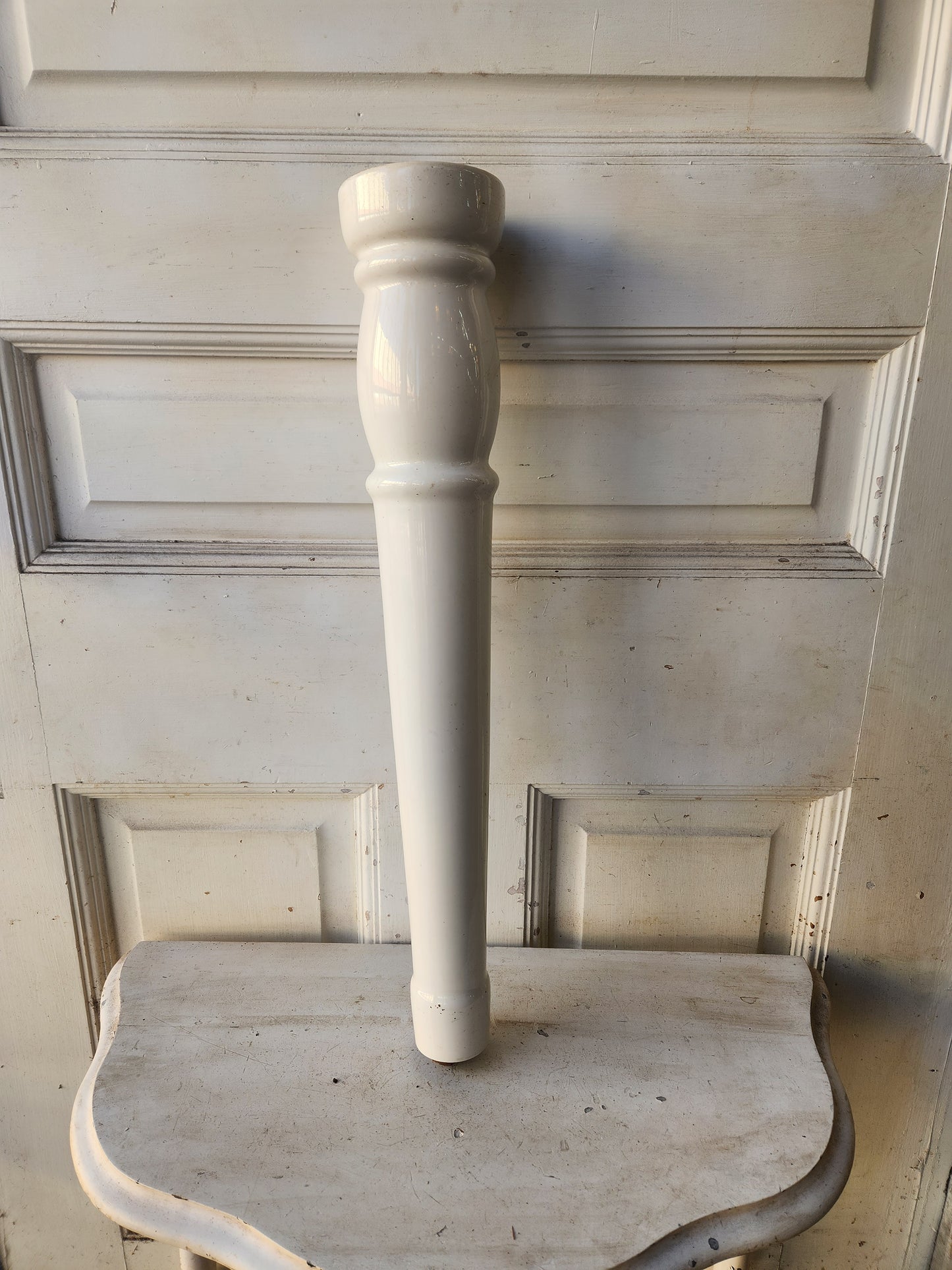 Antique Porcelain or Ceramic Peg Leg Sink Leg, Victorian Pedestal Sink Leg 101705