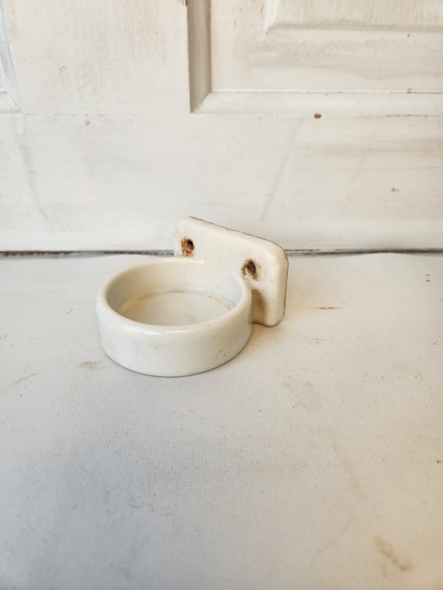 Vintage Ceramic Cup or Soap Dish, Vintage Bathroom Cup Holder or Soap Bar Holder 113007