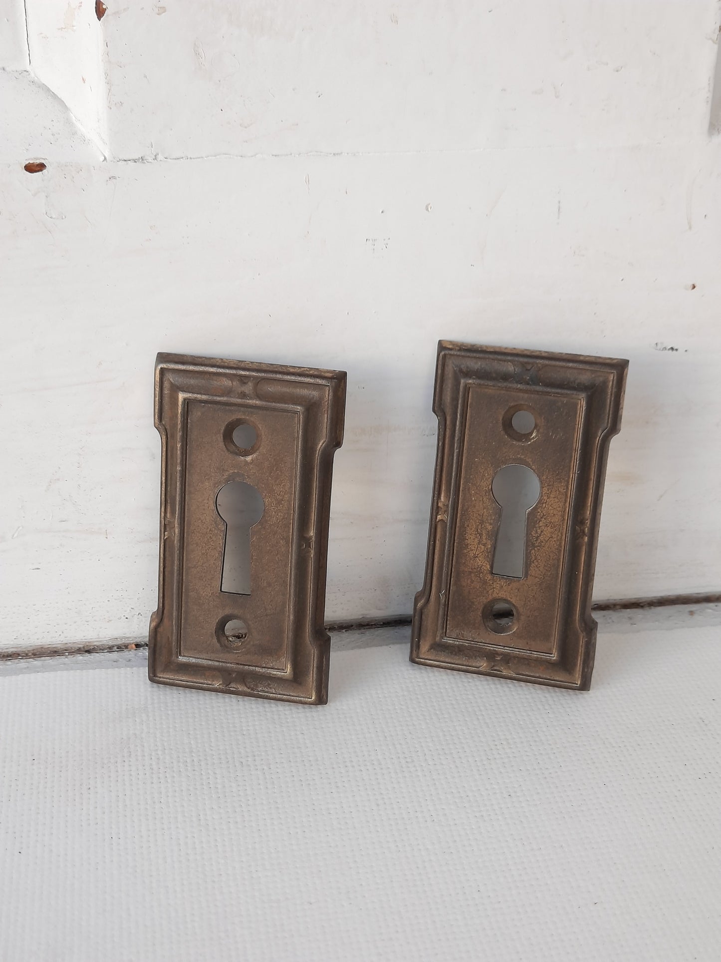 Antique Brass Pair of Keyhole Covers, Ornate Key Hole Escutcheon Plates 121501