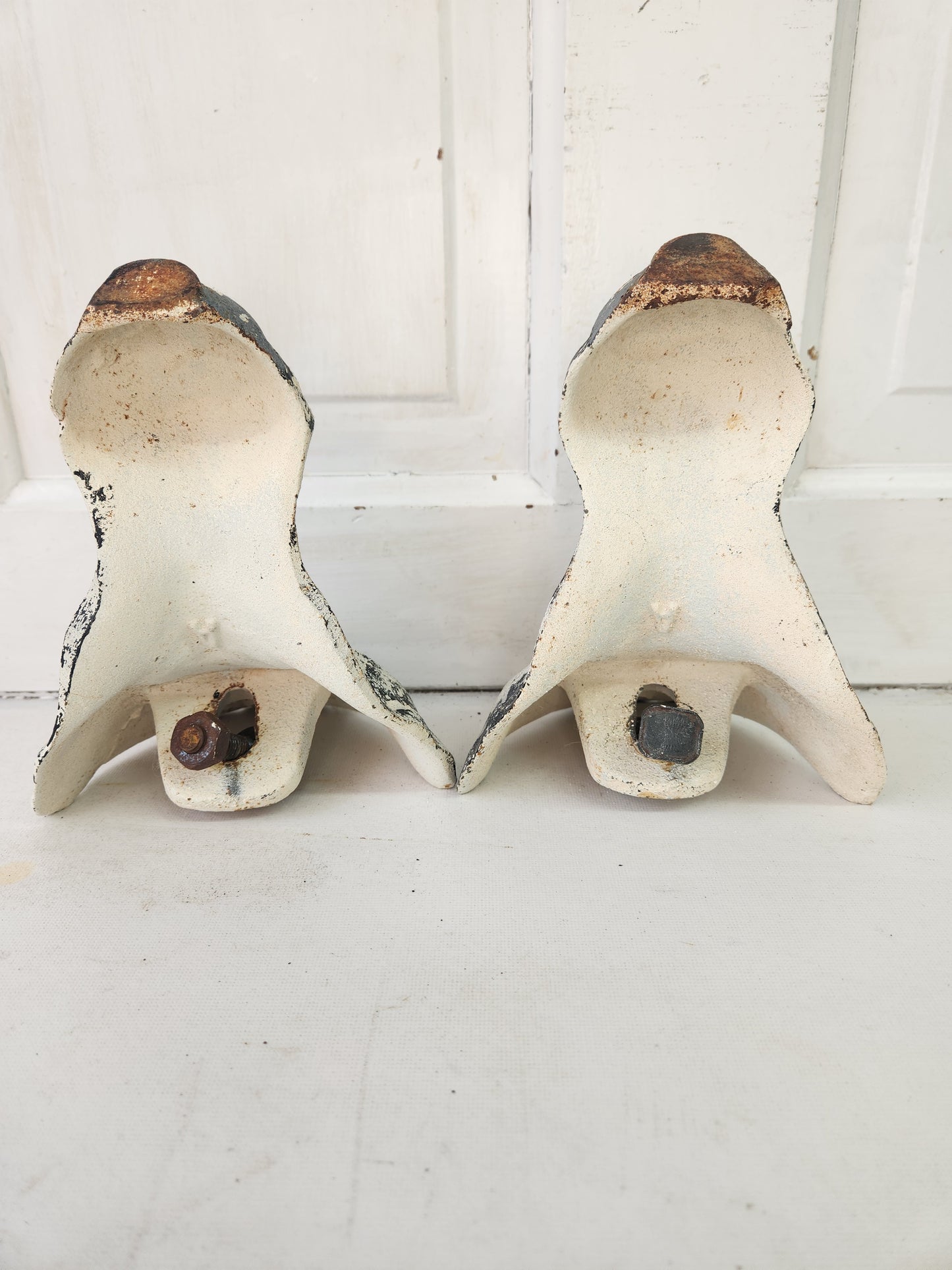 Antique Pair of Cast Iron Tub Eagle Claw, Ball and Claw Design Bathtub Feet 010603