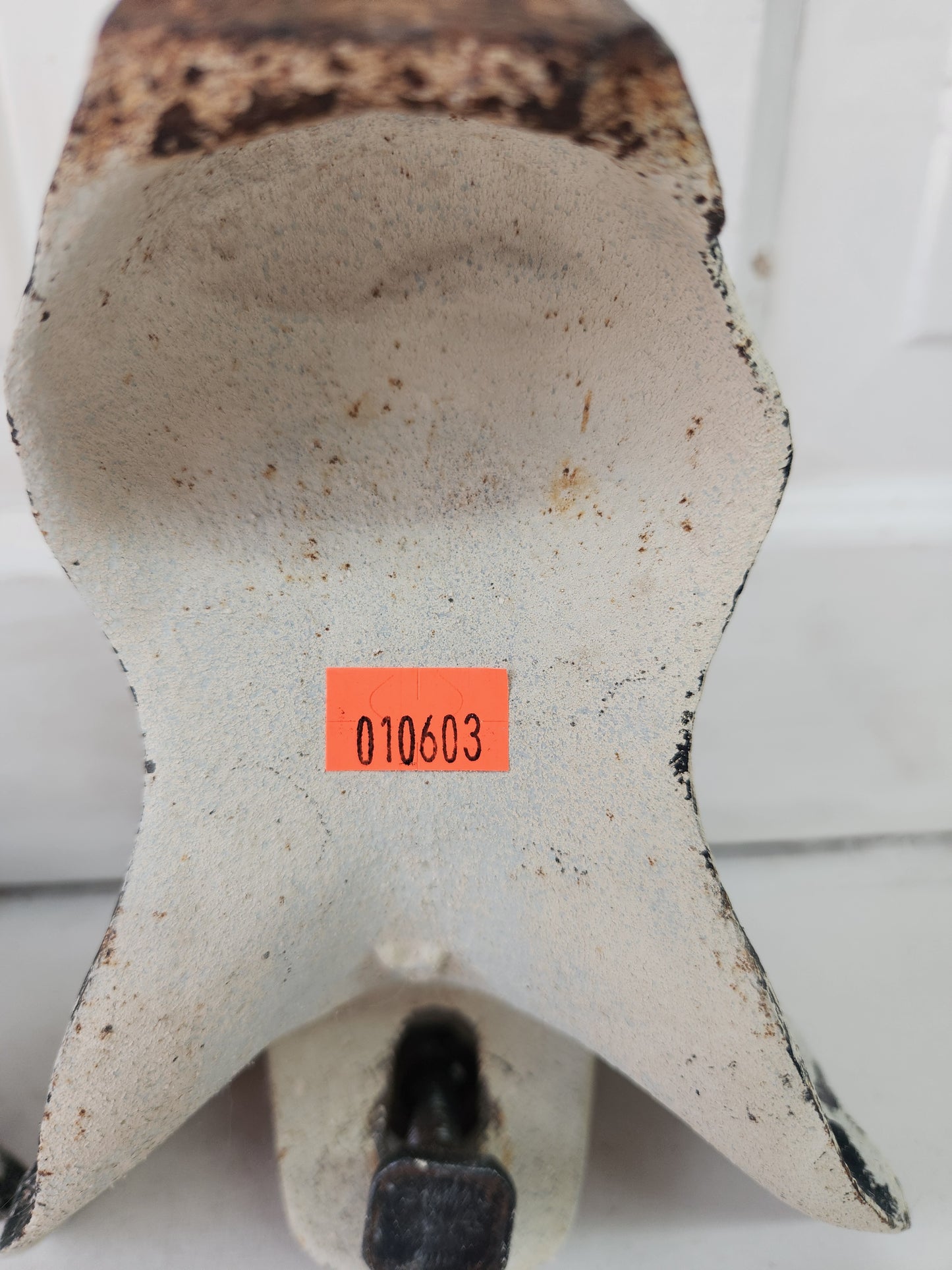 Antique Pair of Cast Iron Tub Eagle Claw, Ball and Claw Design Bathtub Feet 010603