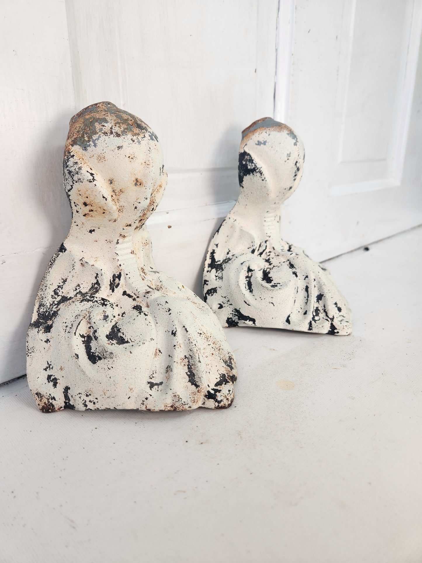 Antique Pair of Cast Iron Tub Eagle Claw, Ball and Claw Design Bathtub Feet 010604