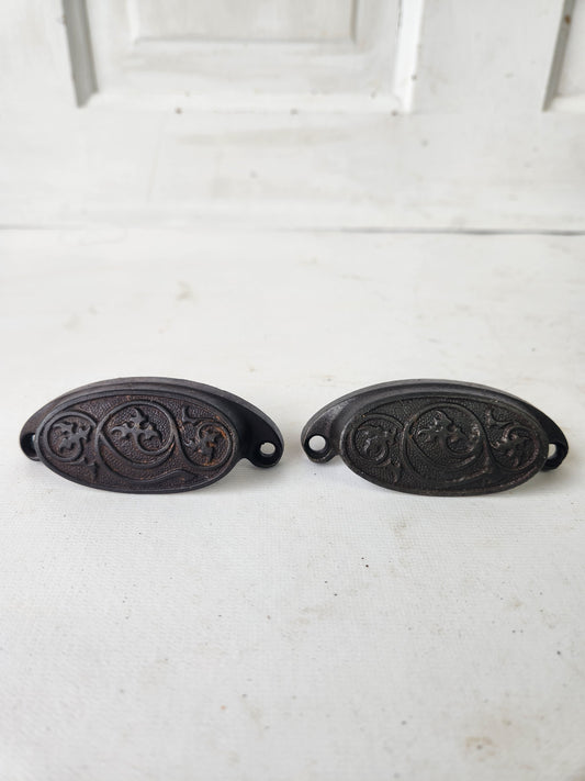 Eastlake Iron Pulls with Flower Detail, Antique Floral Design Pull, Cast Iron Handle Antique Victorian Hardware 012402