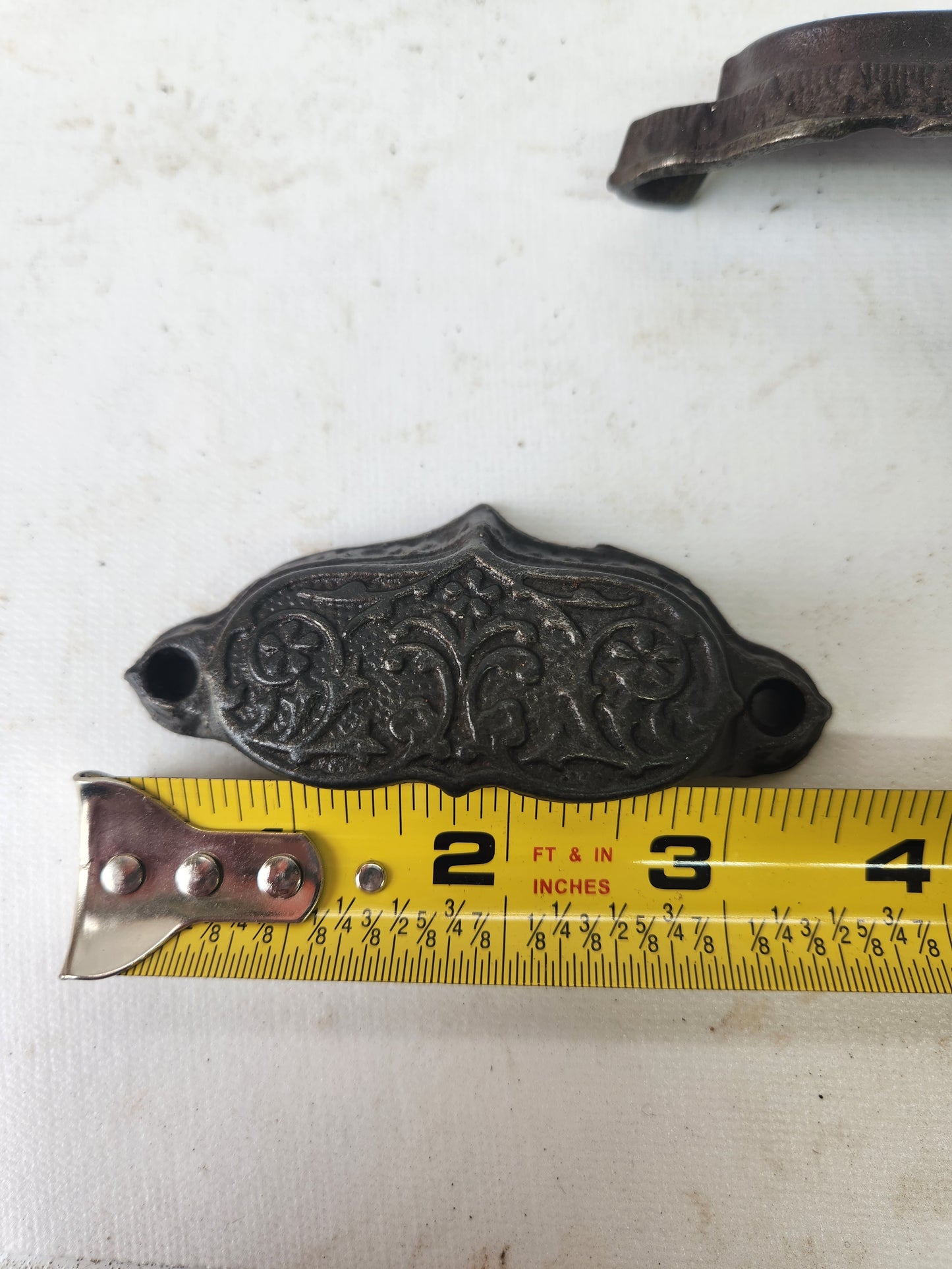 Small Eastlake Iron Pulls with Flower Detail, Antique Floral Design Pull, Cast Iron Handle Antique Victorian Hardware 012405