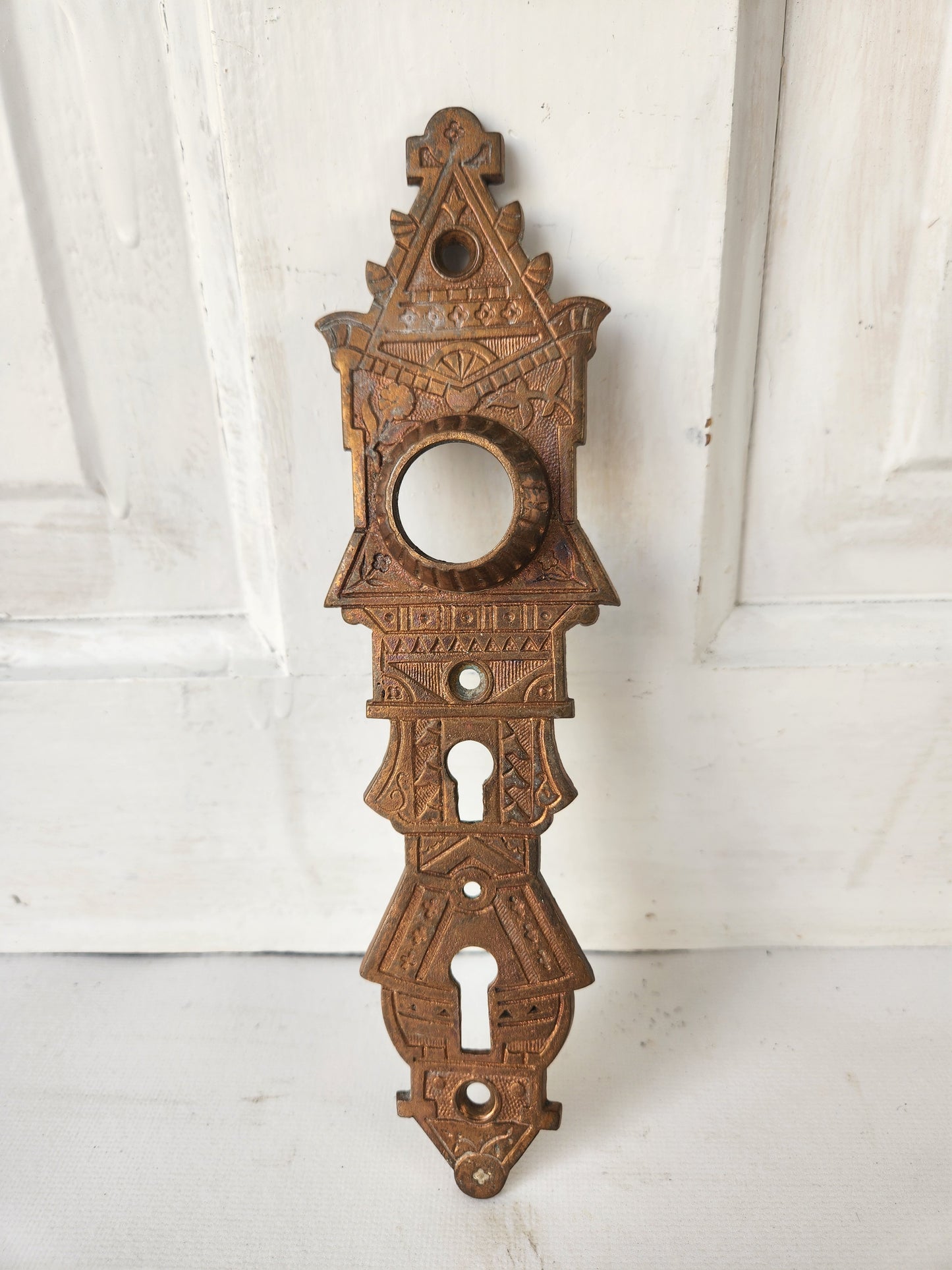 Niles Hardware Antique Bronze Exterior Door Plate, Antique Door Plate Double Keyhole Backplate 02803
