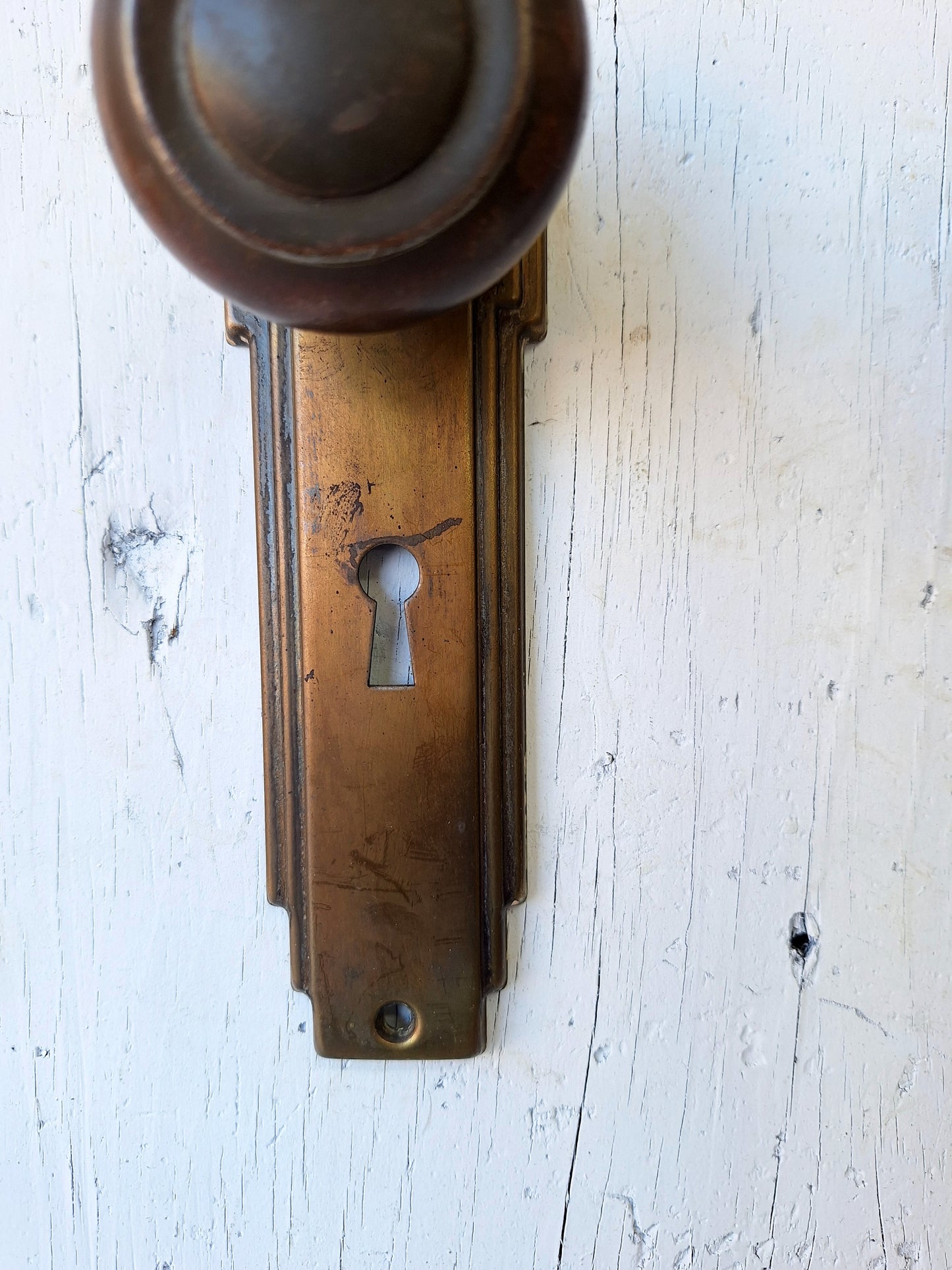 Art Deco Antique Backplates and Doorknobs, Art Deco Door Hardware 062604