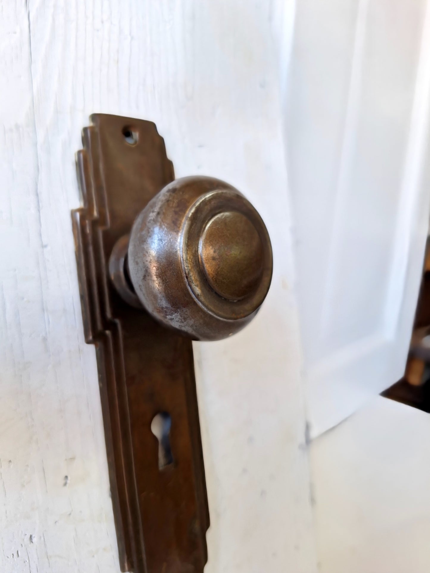 Art Deco Antique Backplates and Doorknobs, Art Deco Door Hardware 062604