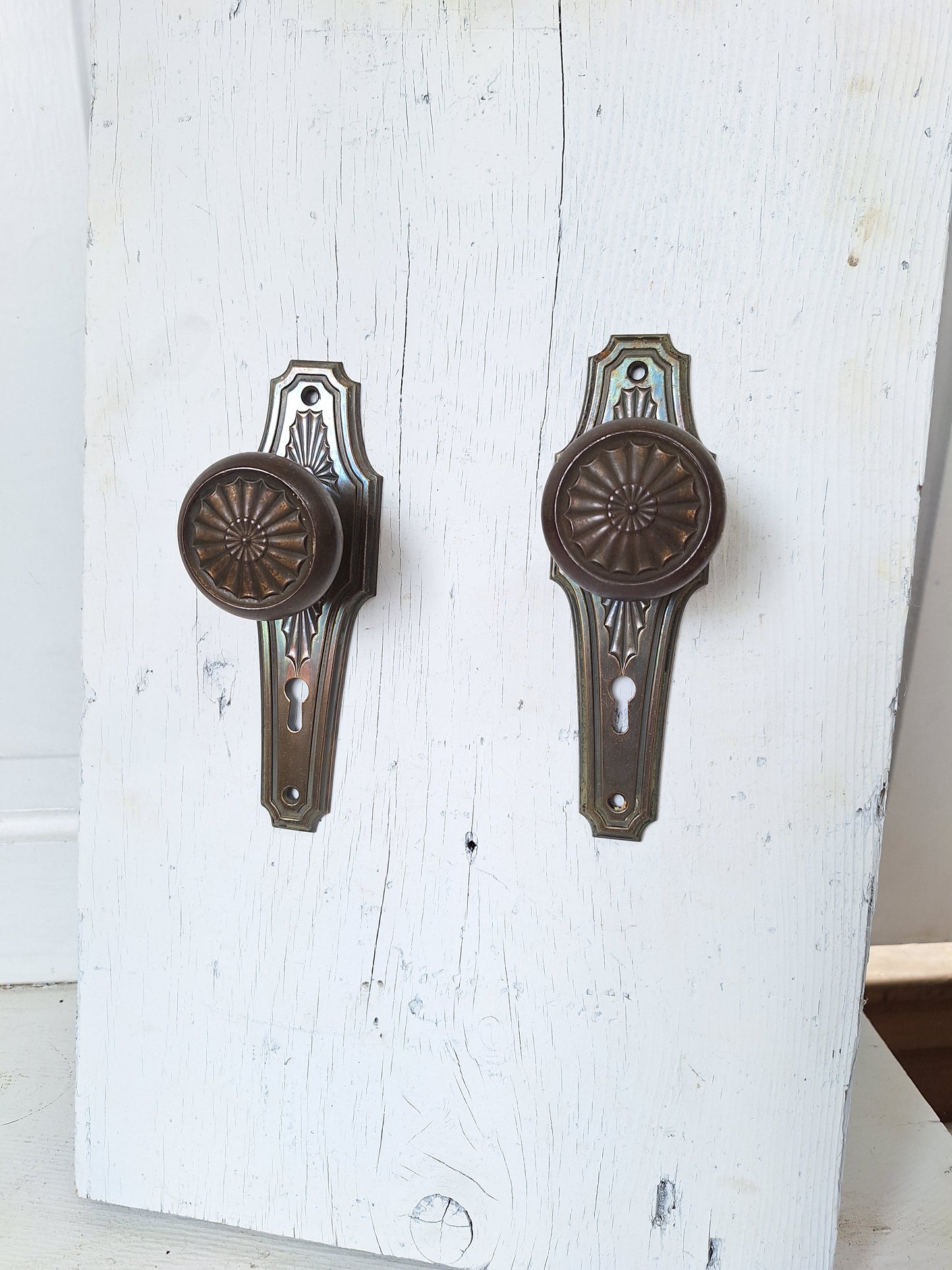 Brass Plated Art Deco Antique Backplates and Doorknobs, Art Deco Door Hardware 071601