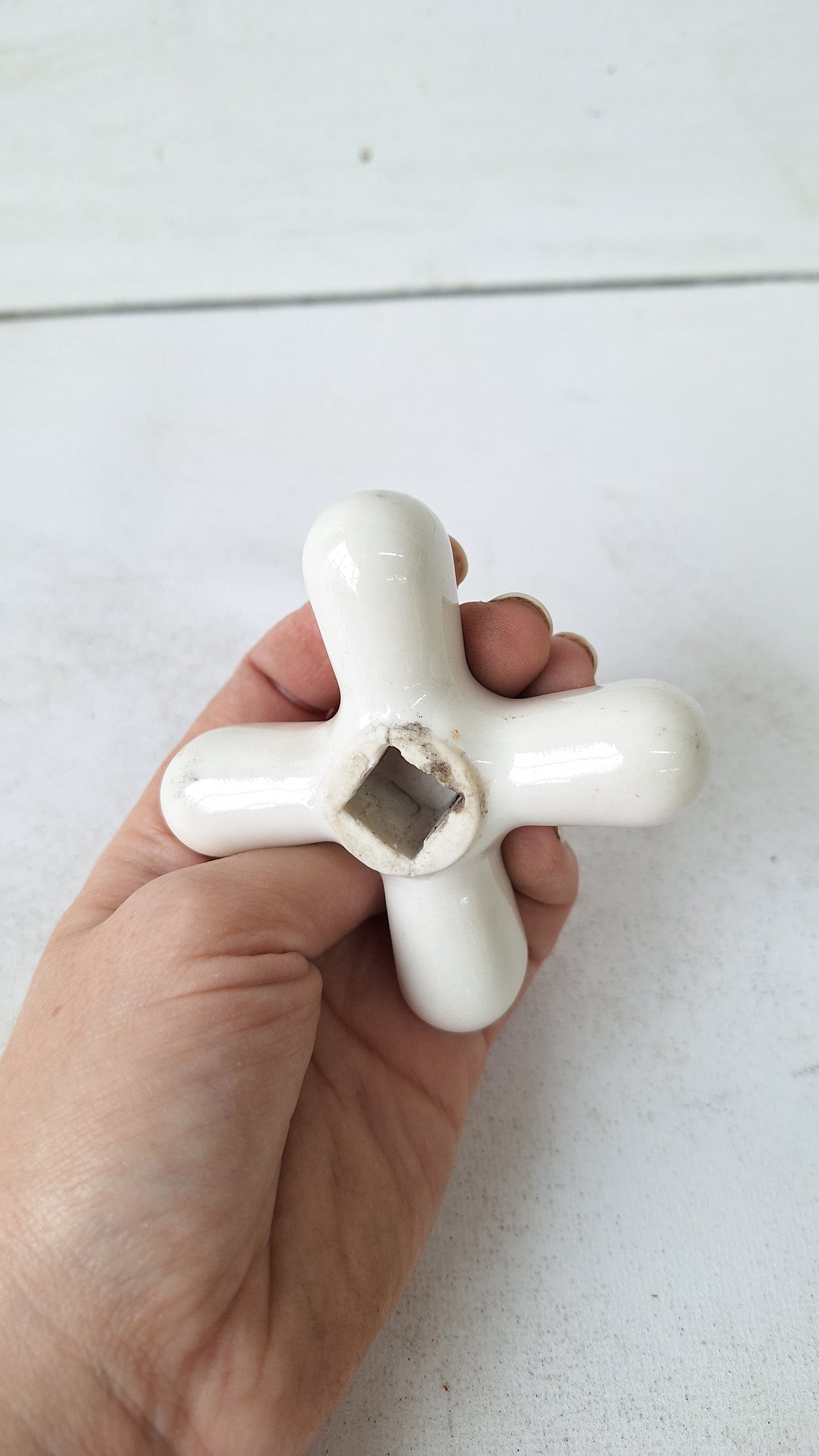Cold Porcleain Cross Handle Antique Porcelain Sink or Bathroom Handle, Sink Faucet Handle, Porcelain White Cross Knobs 111601