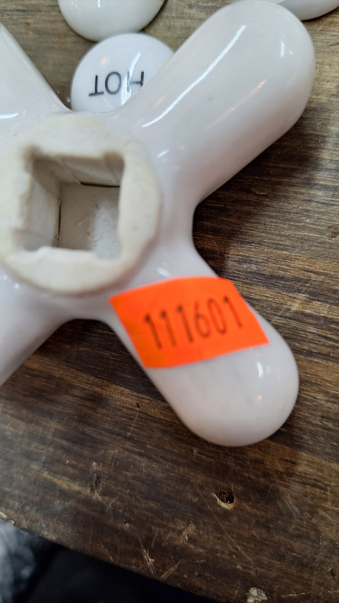 Cold Porcleain Cross Handle Antique Porcelain Sink or Bathroom Handle, Sink Faucet Handle, Porcelain White Cross Knobs 111601