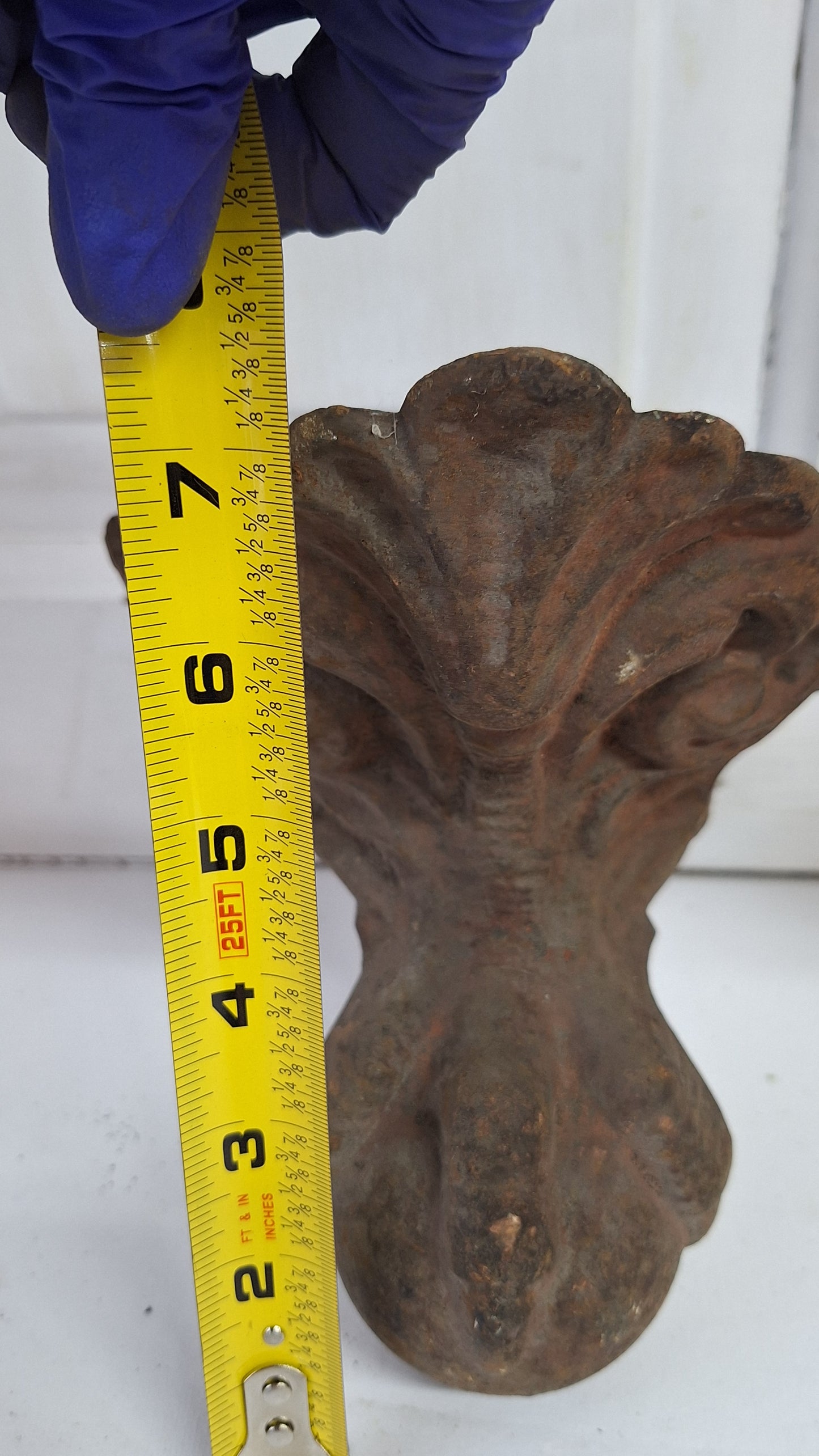 Four Antique Bathtub Feet, Old Tub Feet, Clawfoot Tub Feet, Claw Feet, Ball and Claw Feet, Claw Foot Tub, Claw Foot Feet 122903