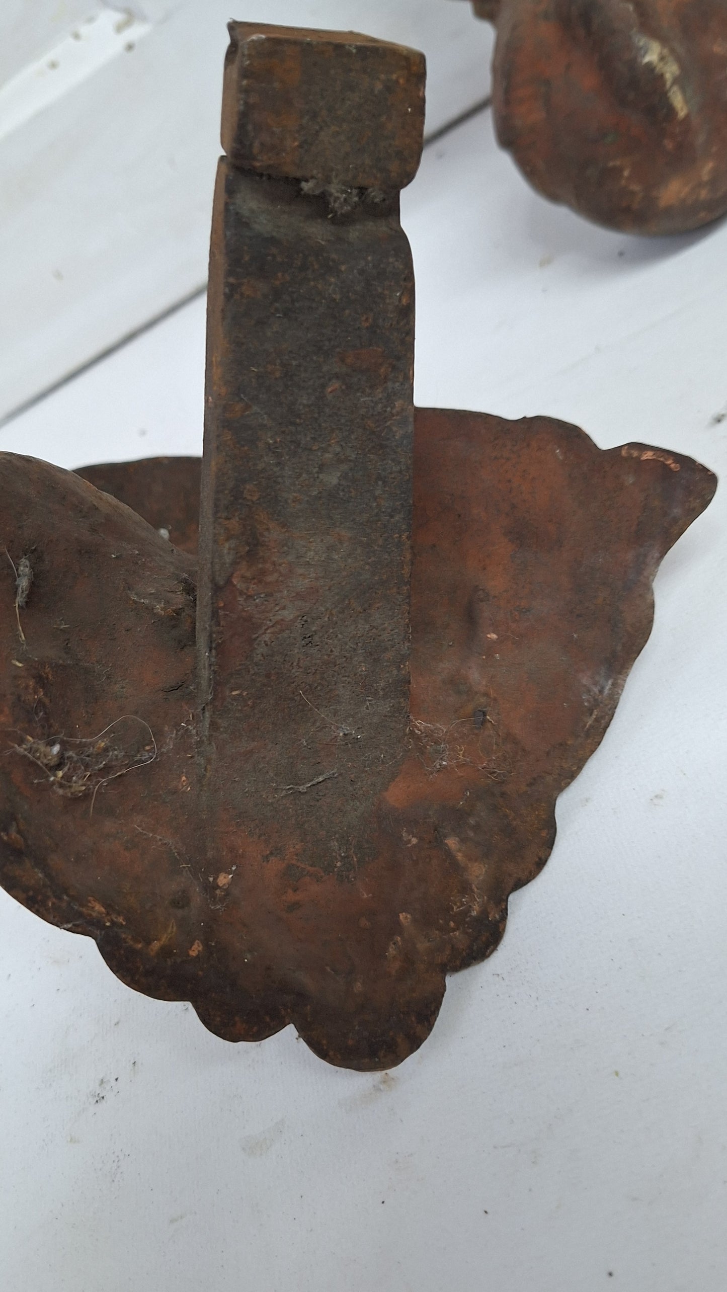 Four Antique Bathtub Feet, Old Tub Feet, Clawfoot Tub Feet, Claw Feet, Ball and Claw Feet, Claw Foot Tub, Claw Foot Feet 122903