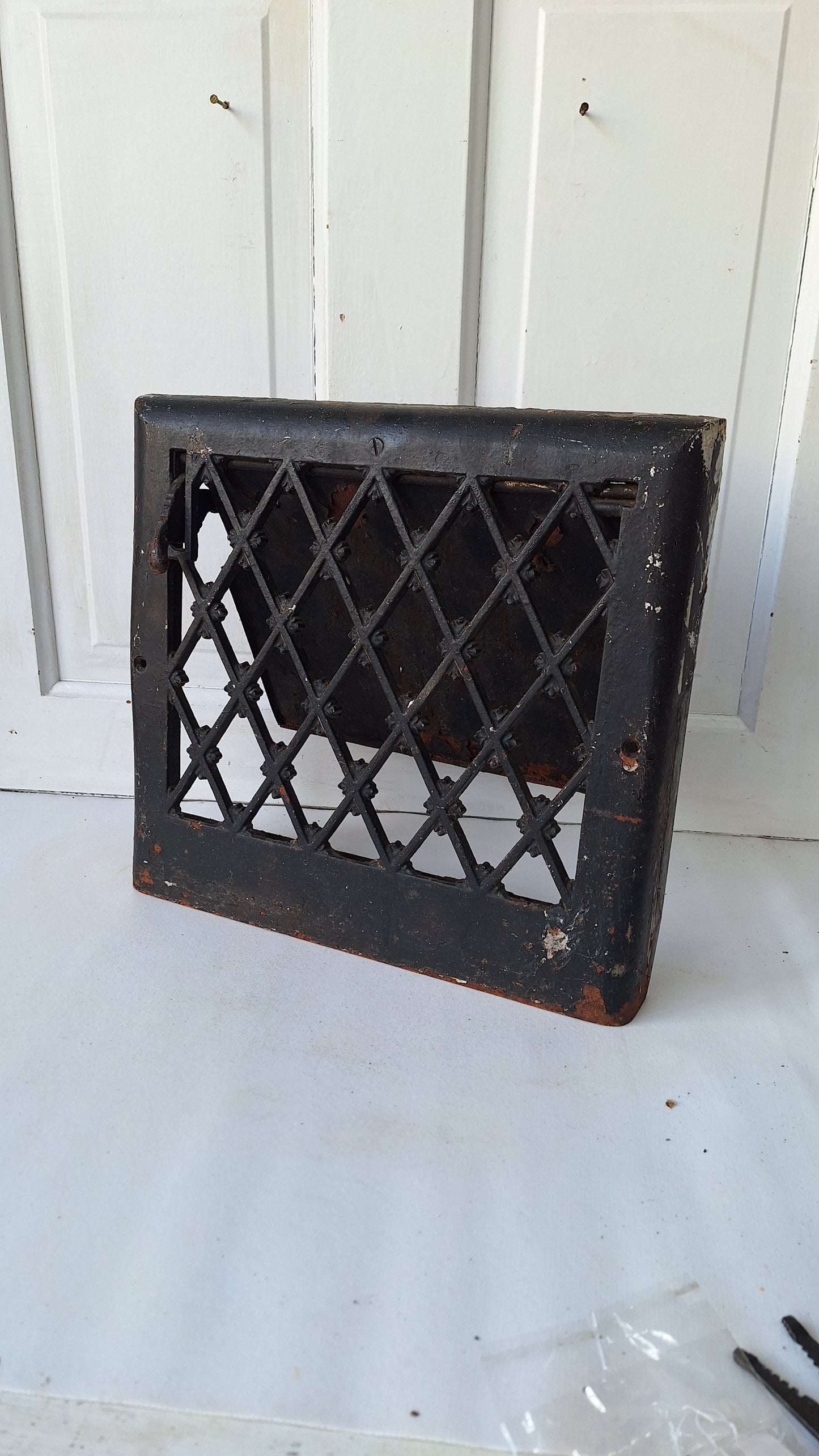 14 x 13" Vintage Wall Vent, Baseboard Vent, Heating Vent Cover, Angled Wall Vent, Vintage Wall Grate, Antique Heat Grate 020604