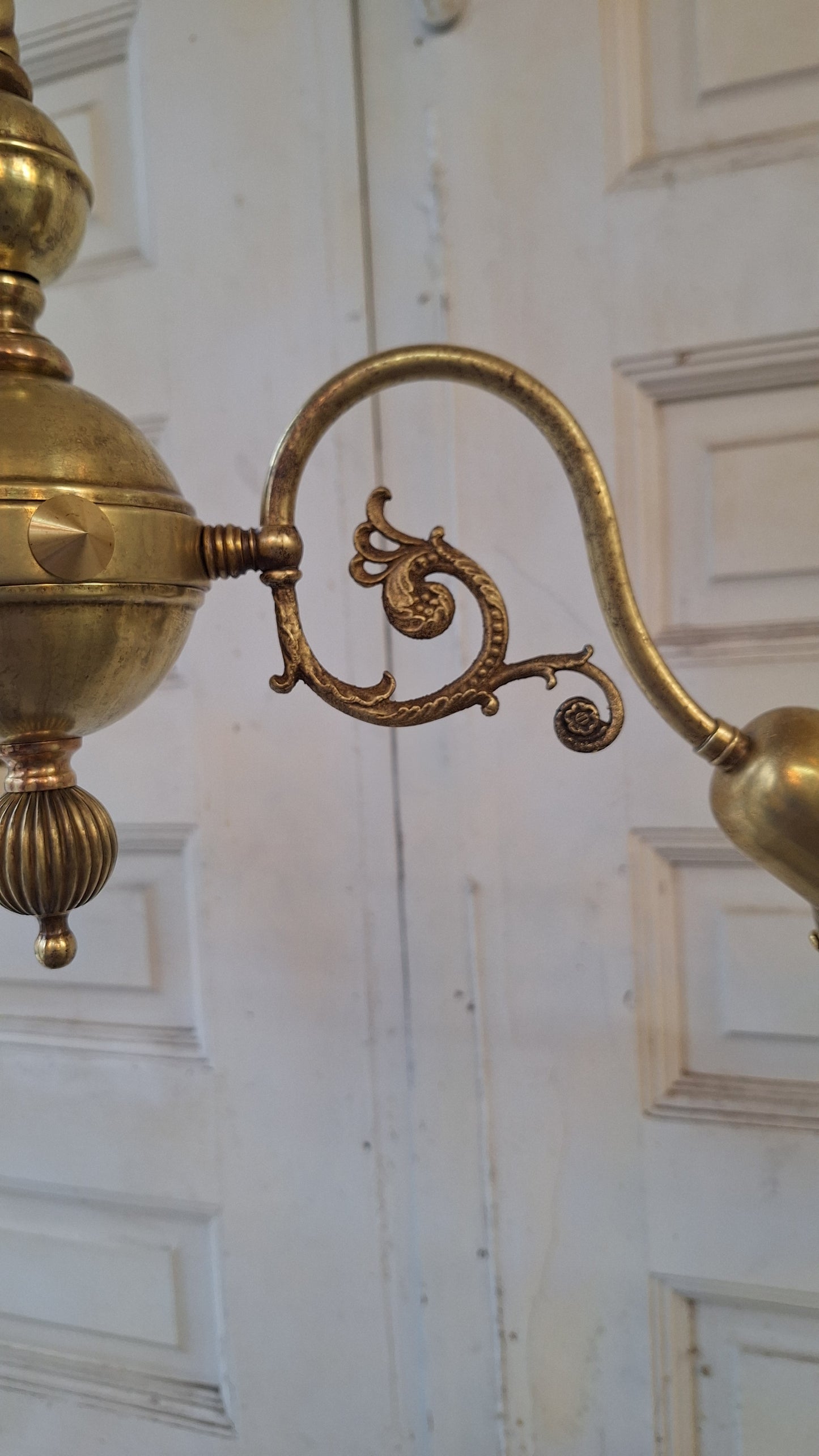 Early Electric Antique Chandelier, Victorian Era Brass Chandelier Light 021505
