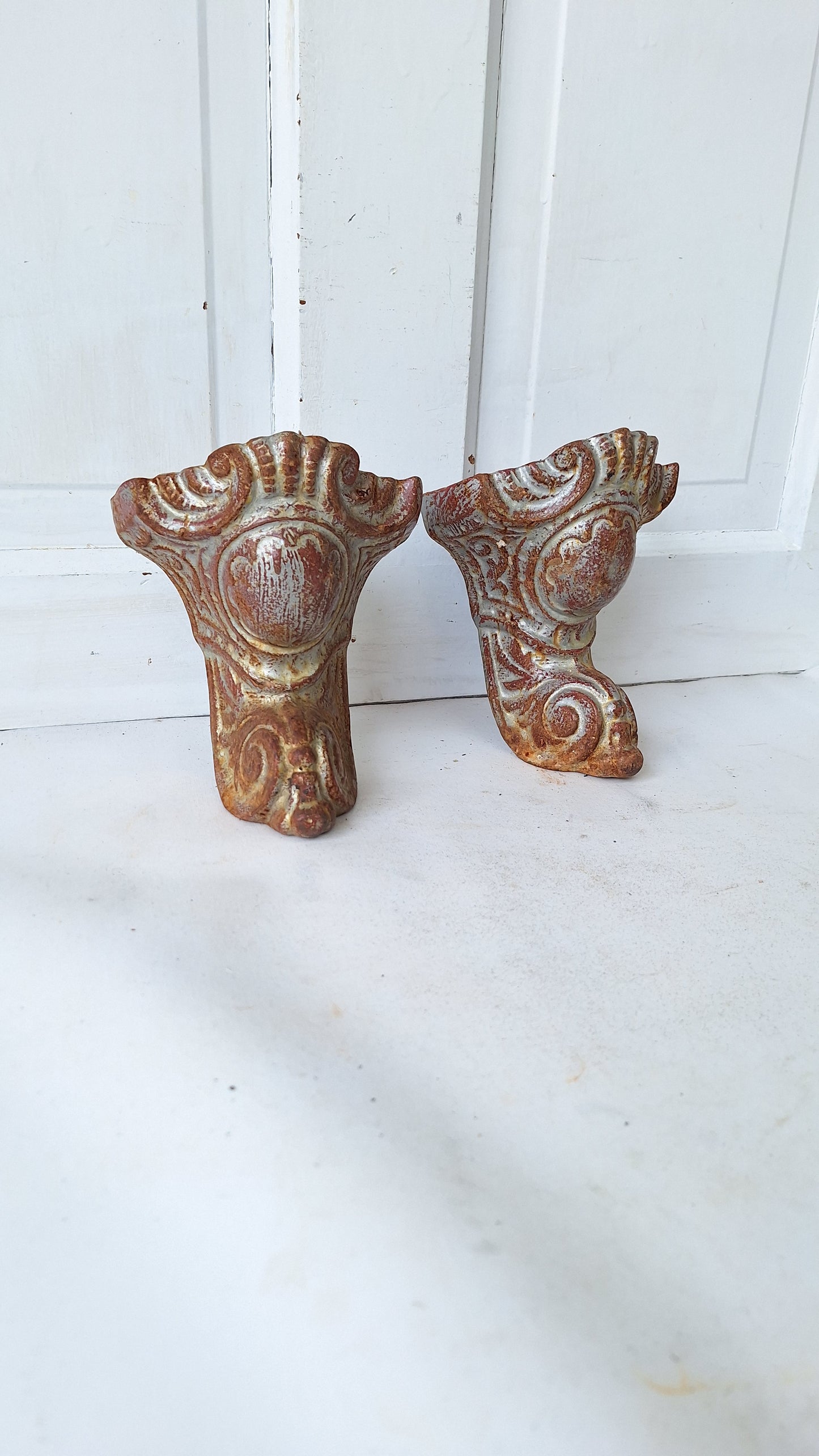 Antique Painted Cast Iron Tub Feet, Pair of Ball and Claw Tub Feet, Bathtub 022601