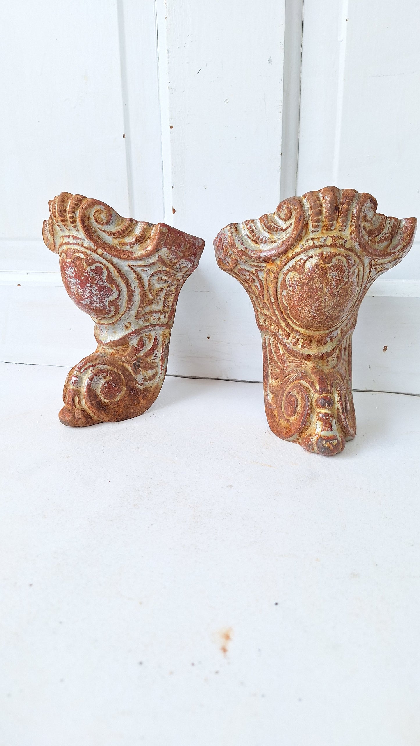Antique Painted Cast Iron Tub Feet, Pair of Ball and Claw Tub Feet, Bathtub 022602