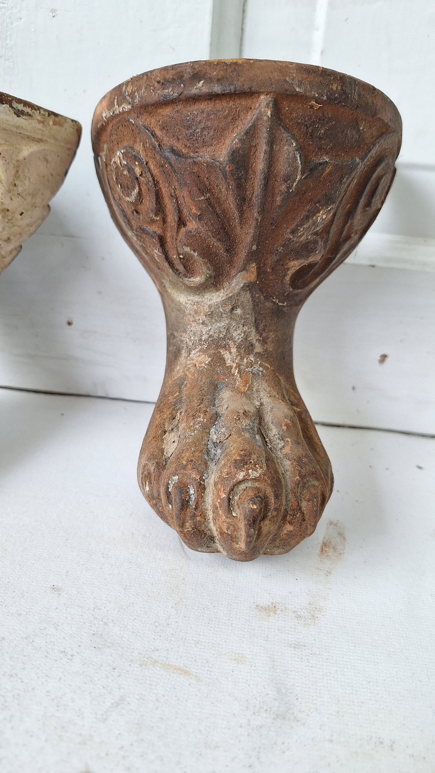 Antique Cast Iron Tub Lion's Feet, Pair of Ball and Claw Tub Feet, Claw Foot Tub 022603