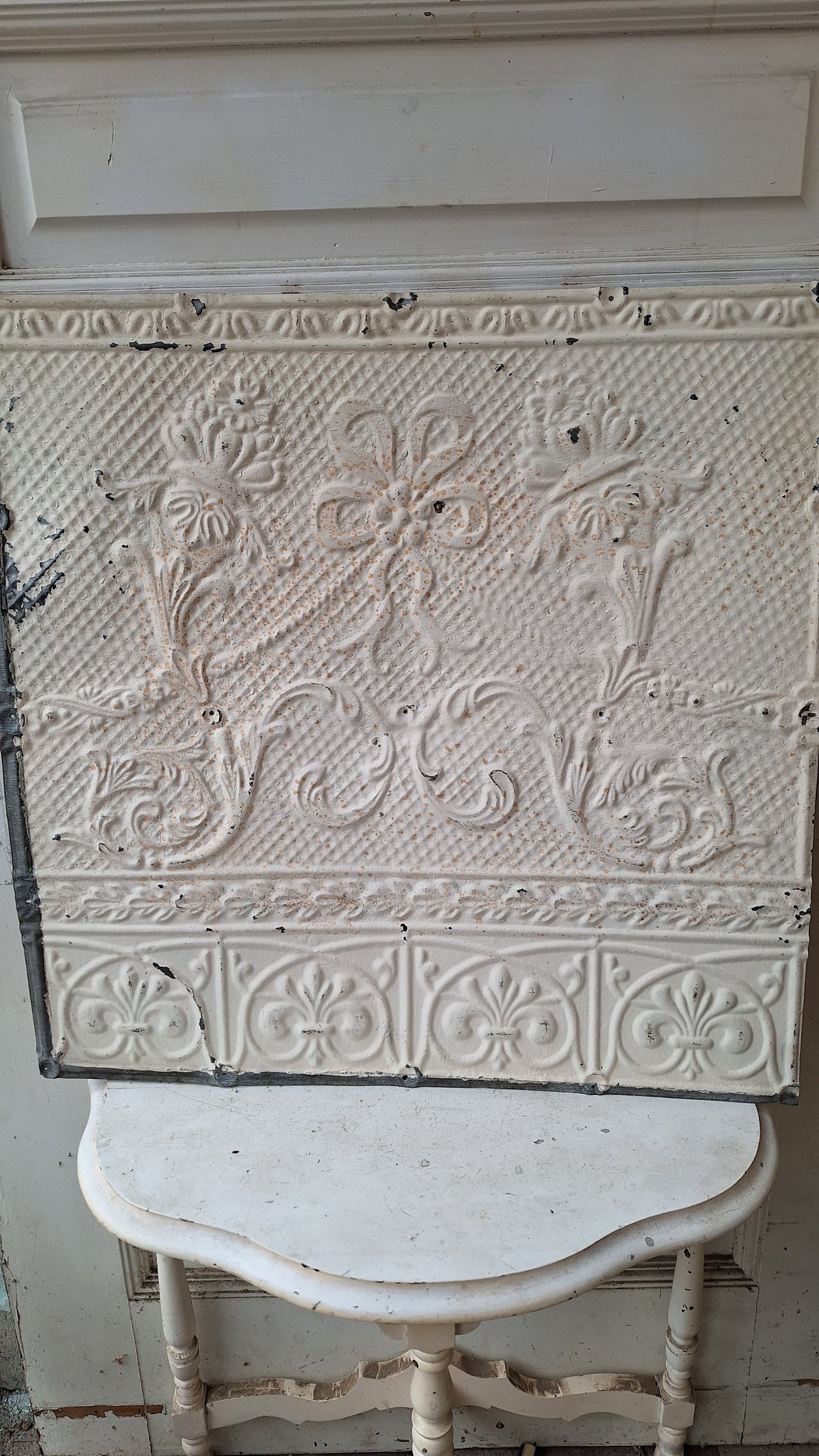 Antique White Ceiling Tin Square Torch and Ribbon Design, Stamped Tin Ceiling Tile 032505a