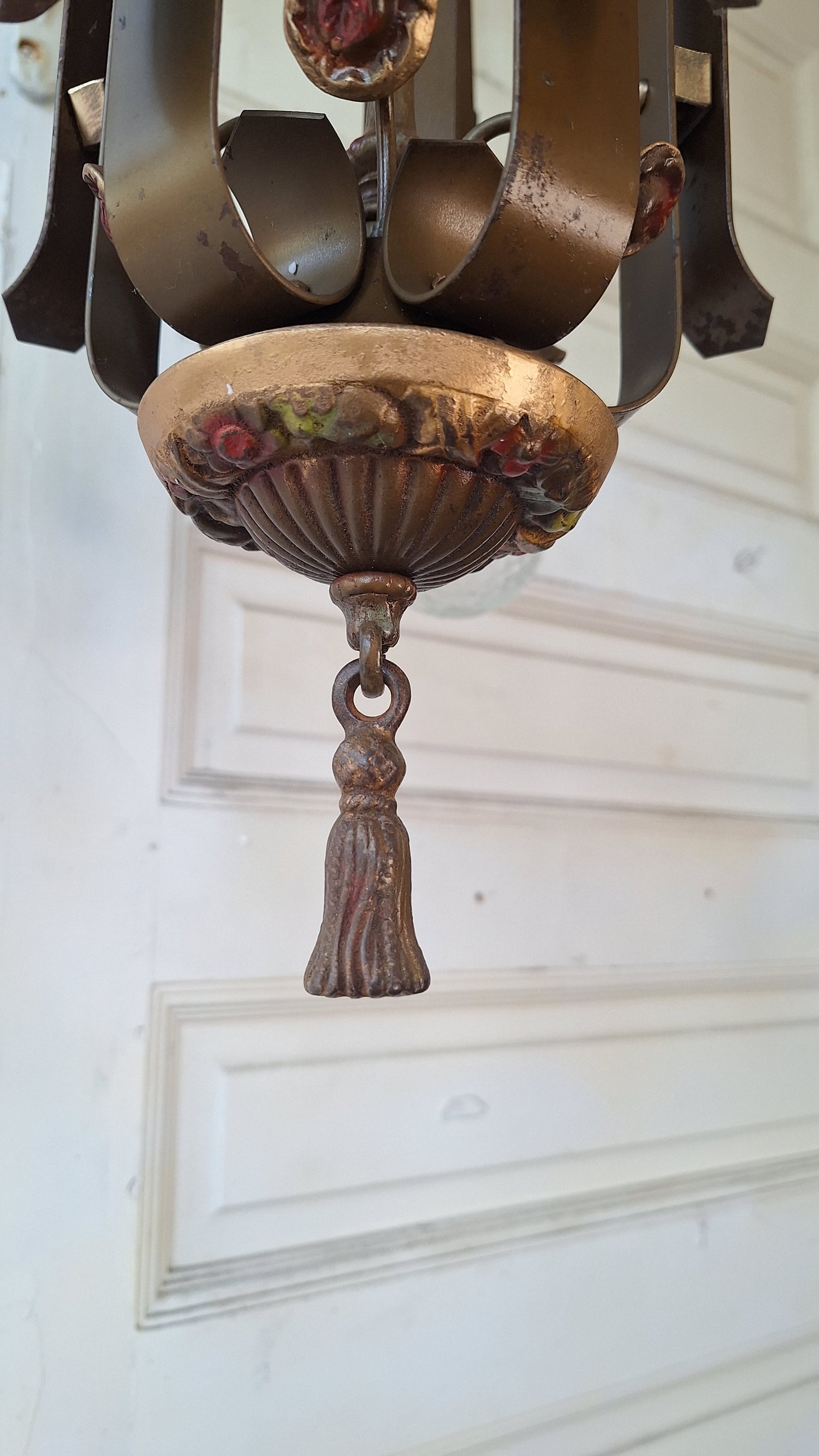 1930s Antique Polychrome Bare Bulb Chandelier with Painted Flower Detailing, Antique Gold Chandelier Red Accents, 032601