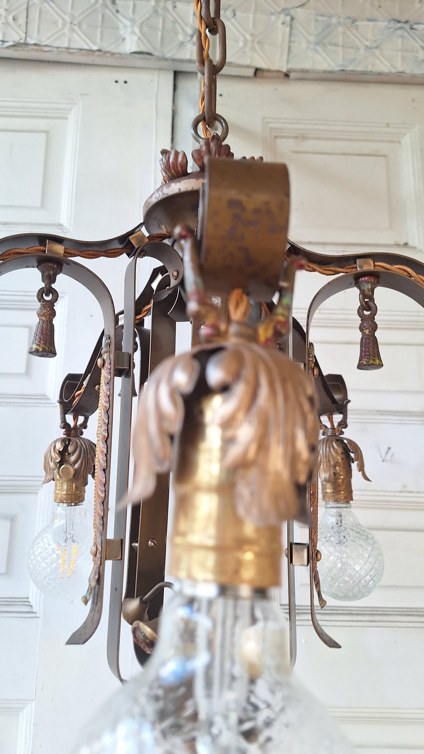 1930s Antique Polychrome Bare Bulb Chandelier with Painted Flower Detailing, Antique Gold Chandelier Red Accents, 032601