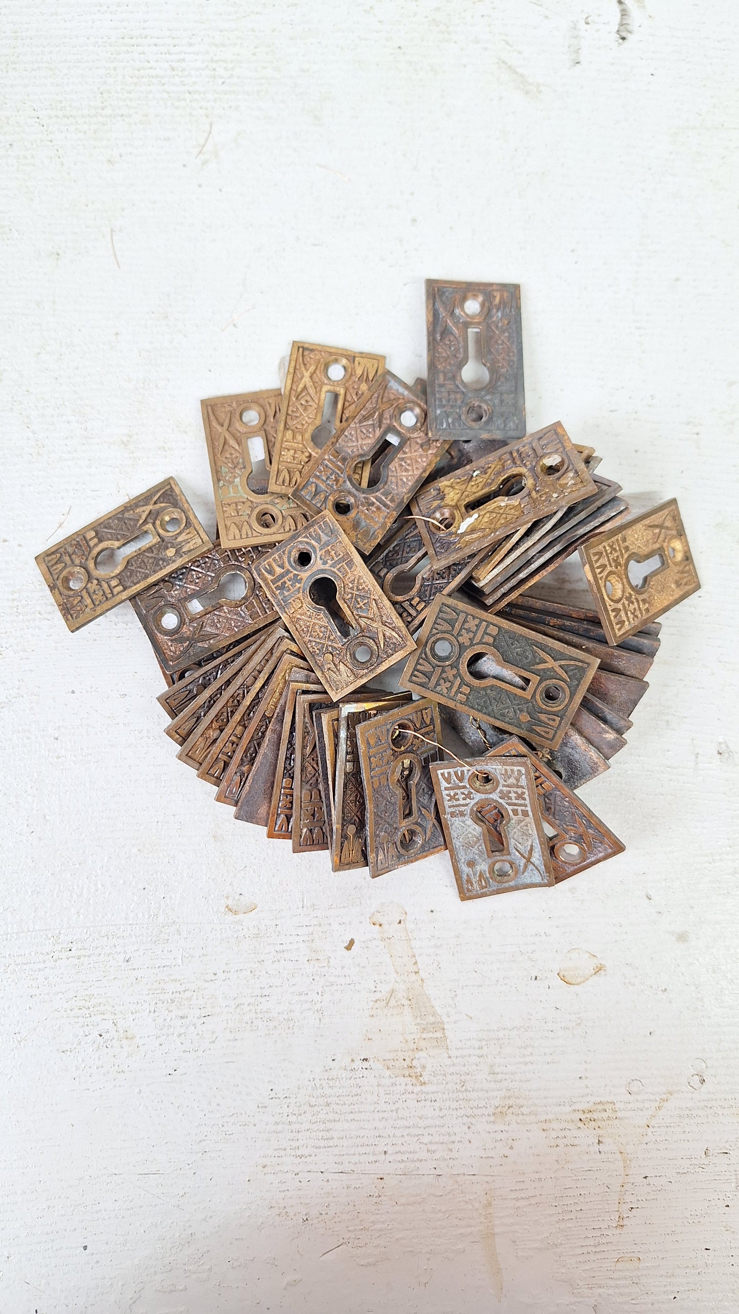 Eastlake Style Antique Bronze "Broken Leaf" Keyhole Cover, Antique Victorian Era Door Key Hole Plate, Small Bronze Key Escutcheon 040203