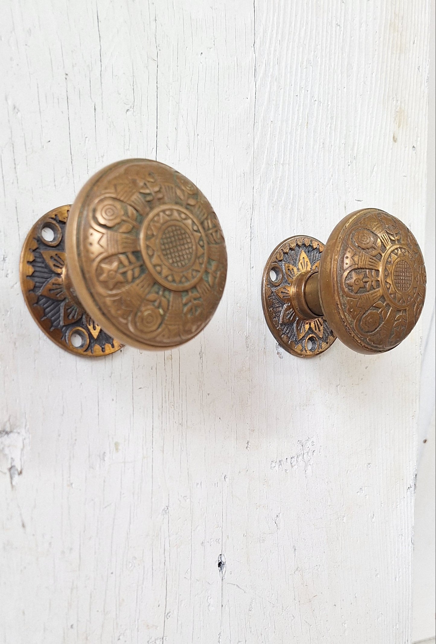 Pair of Bronze Sunflower Door Knobs with Rosettes, Fancy Flower Design Bronze Door Knobs & Backplates, Victorian Era Knobs Collars 040205
