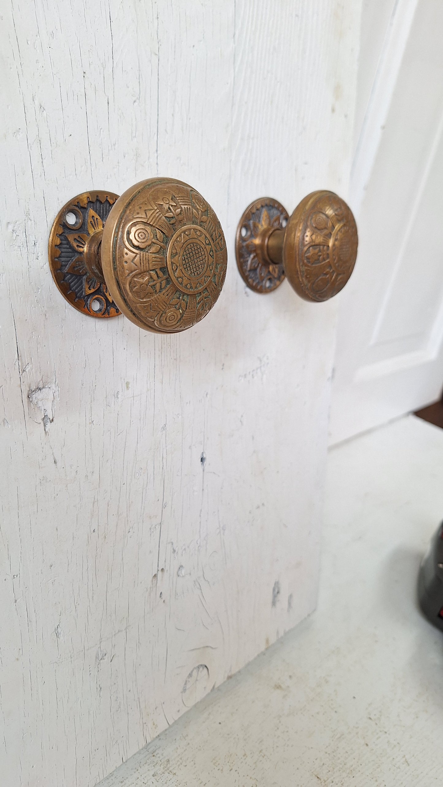 Pair of Bronze Sunflower Door Knobs with Rosettes, Fancy Flower Design Bronze Door Knobs & Backplates, Victorian Era Knobs Collars 040205