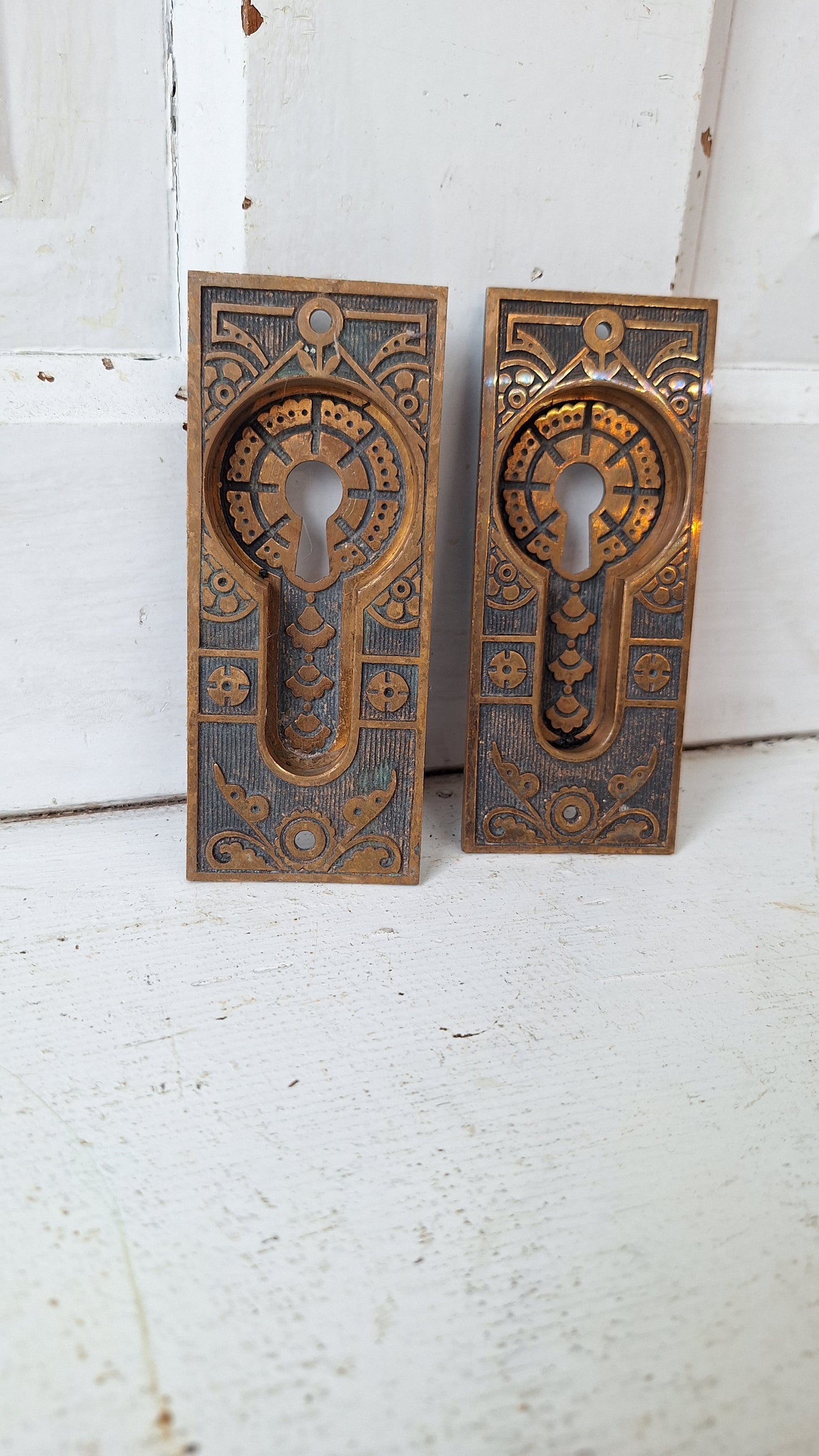 Bronze Eastlake Pocket Door Pulls, Pair of Sliding Door Handles, Sliding Door Pulls, Rolling Door Handles, Recessed Pulls 040207