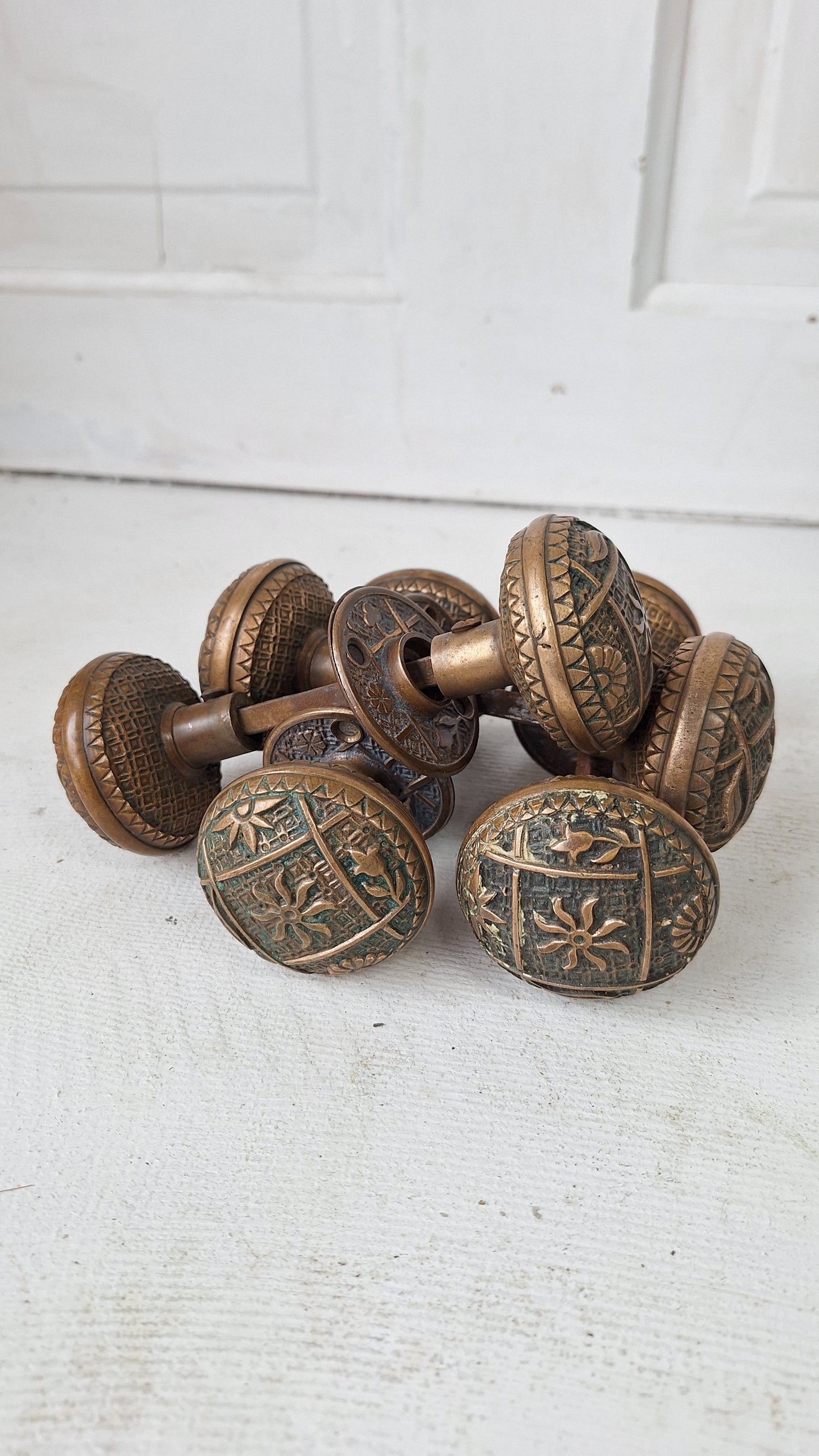 Kenton Lock Bronze Doorknob Set with Flower and Leaf Design and Matching Rosettes, Eastlake Style Antique Door Hardware Set 040208