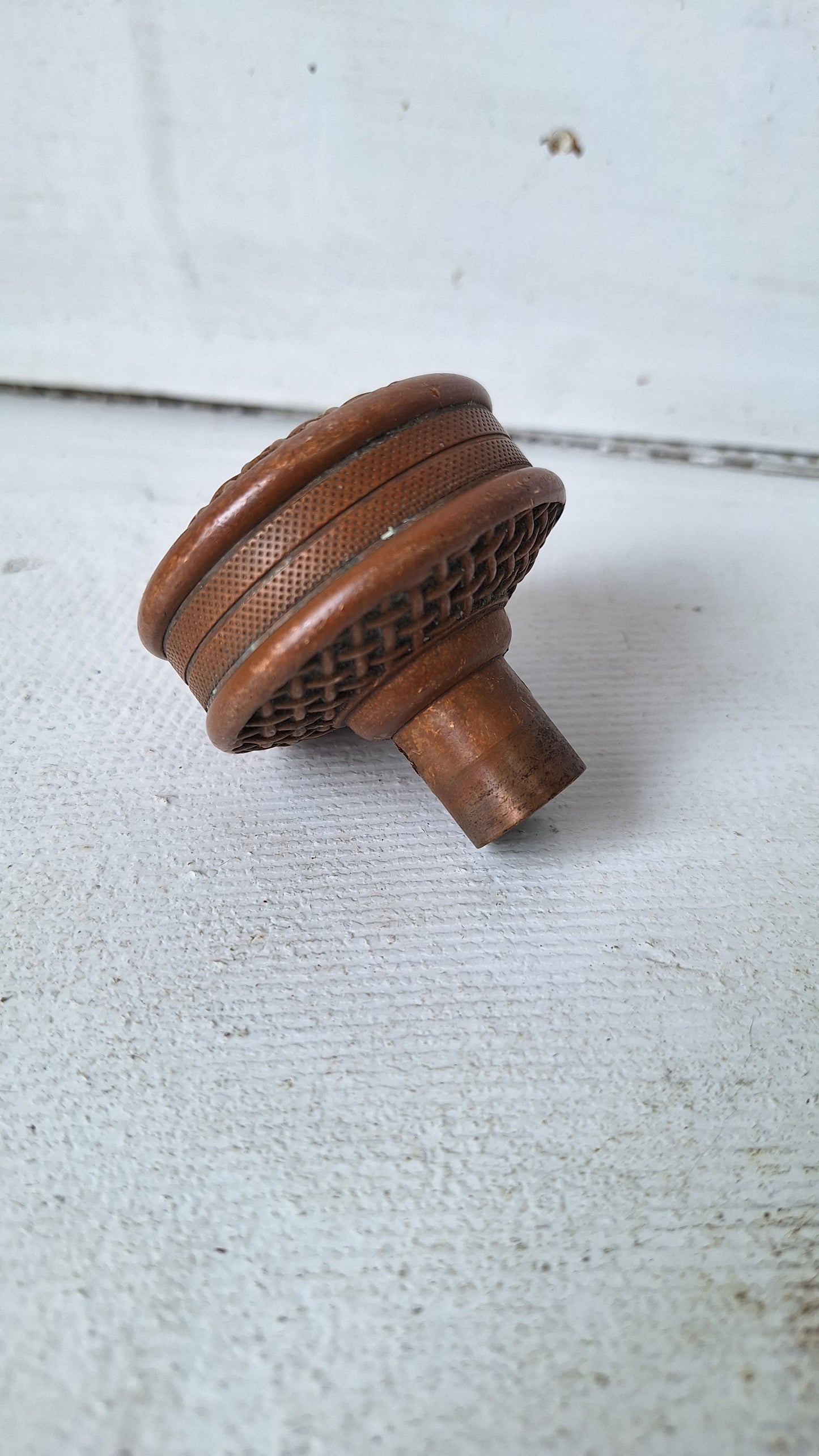 Woven Design Antique Doorknob by Russell & Erwin, Basket Weave Bronze Doorknob with Drum Style Edge, Victorian Door Knob Handle 040302