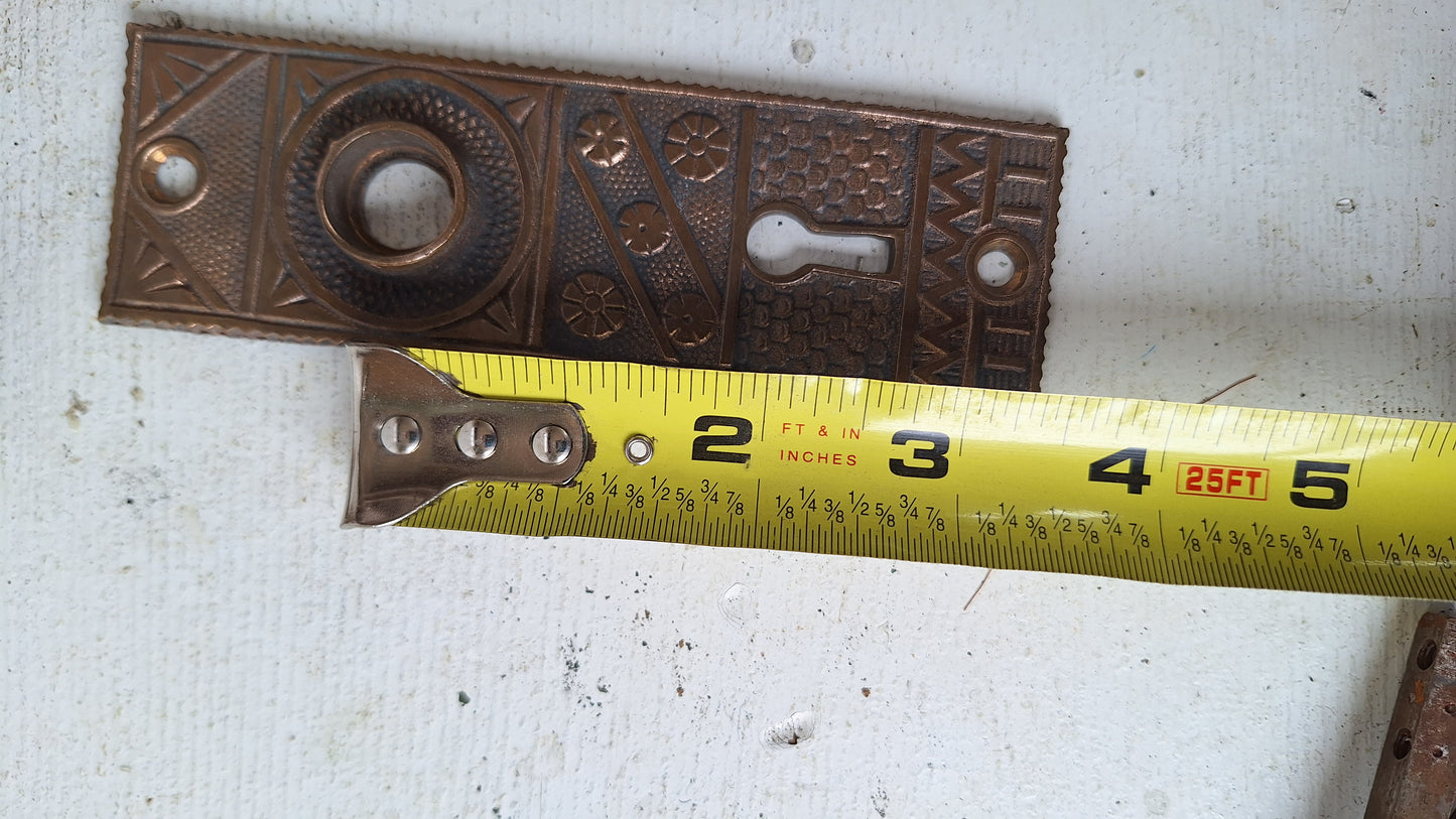 Set of FC Linde Antique Doorknob Back Plates and Doorknobs, F.C. Linde Bronze Door Knobs and Escutcheons, Antique Door Plate Hardware 040305