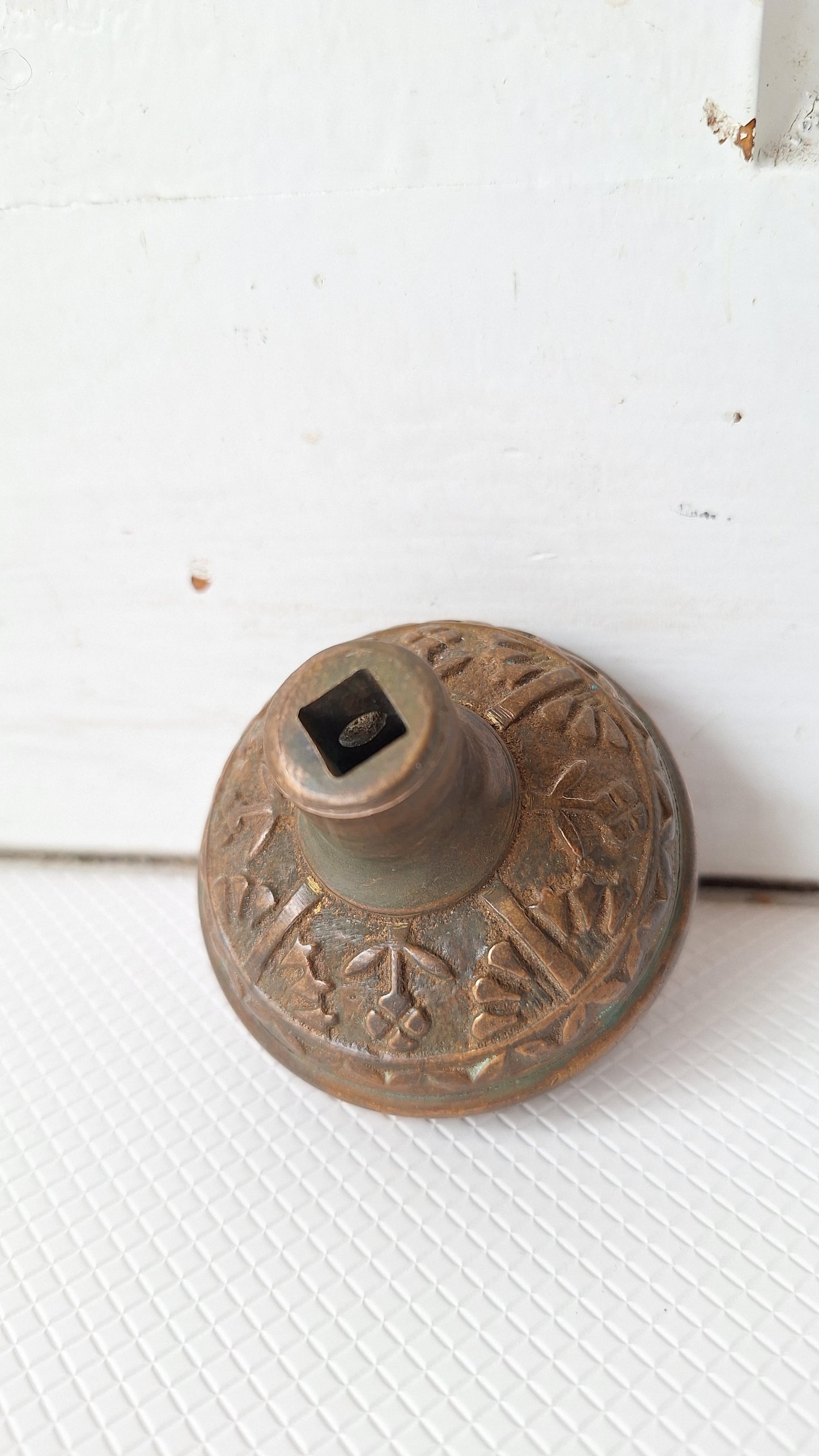 Goemetric Pattern Bronze Doorknob, Antique 1800s Bronze Door Knob, Eastlake Design Door Hardware 040502
