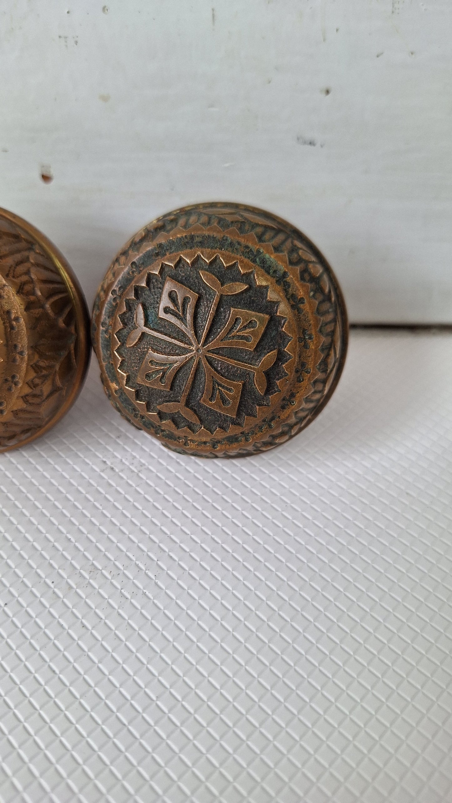 Eastlake Doorknob Set, Original Victorian Ornate Brass Knobs, Solid Brass DoorKnob, Salvaged Hardware, Victorian Era Flower Pattern 040504