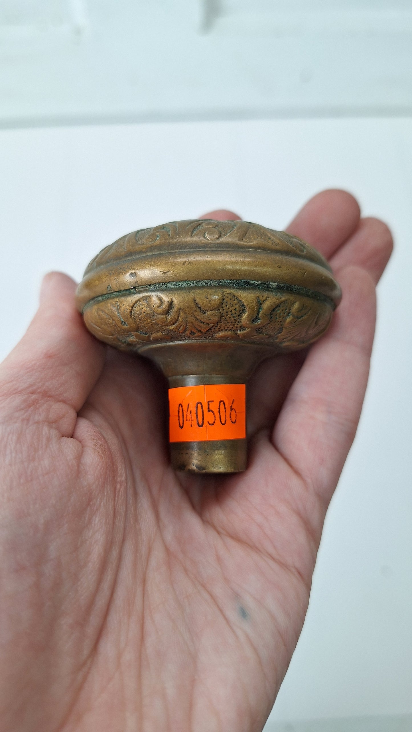 Victorian Doorknob with "Snowflake" Design, Fancy Brass Door Knob, Button Center Design Antique Door Handle 040506