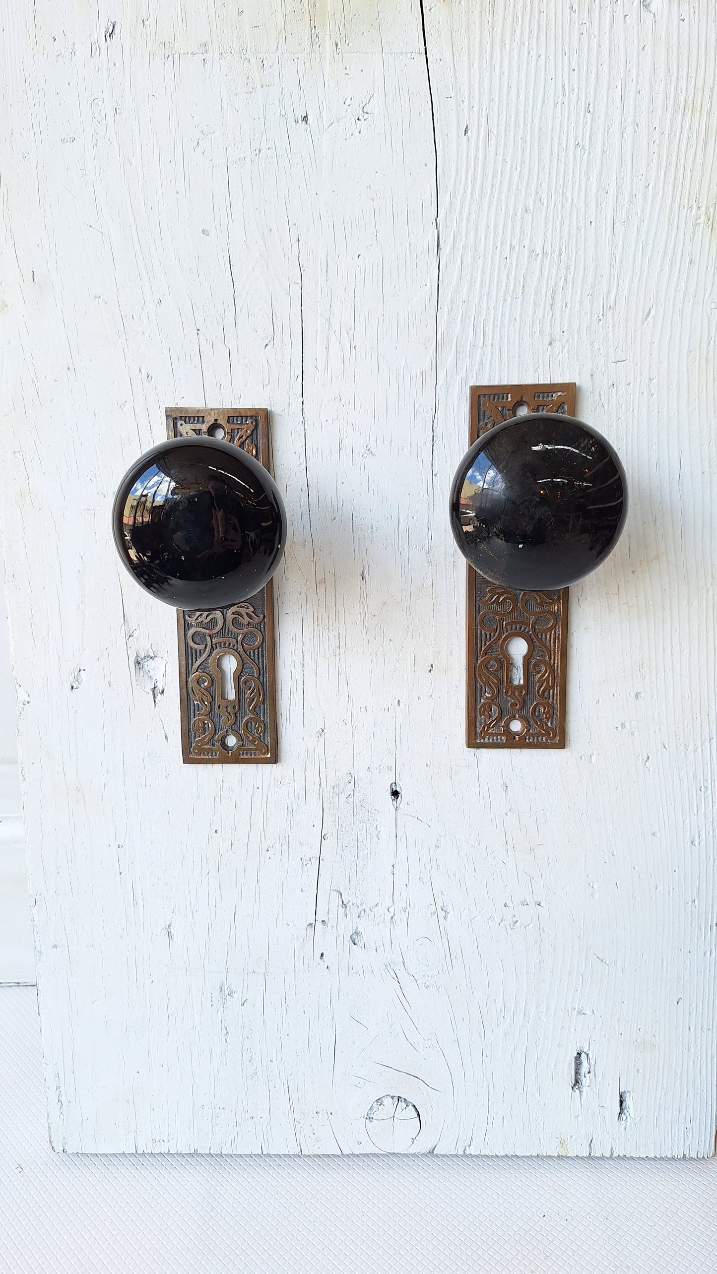 Black Porcelain Knob & Bronze Plate, Ceramic Doorknobs and Backplates Eastlake Design, Complete Victorian Door Hardware Set 041502