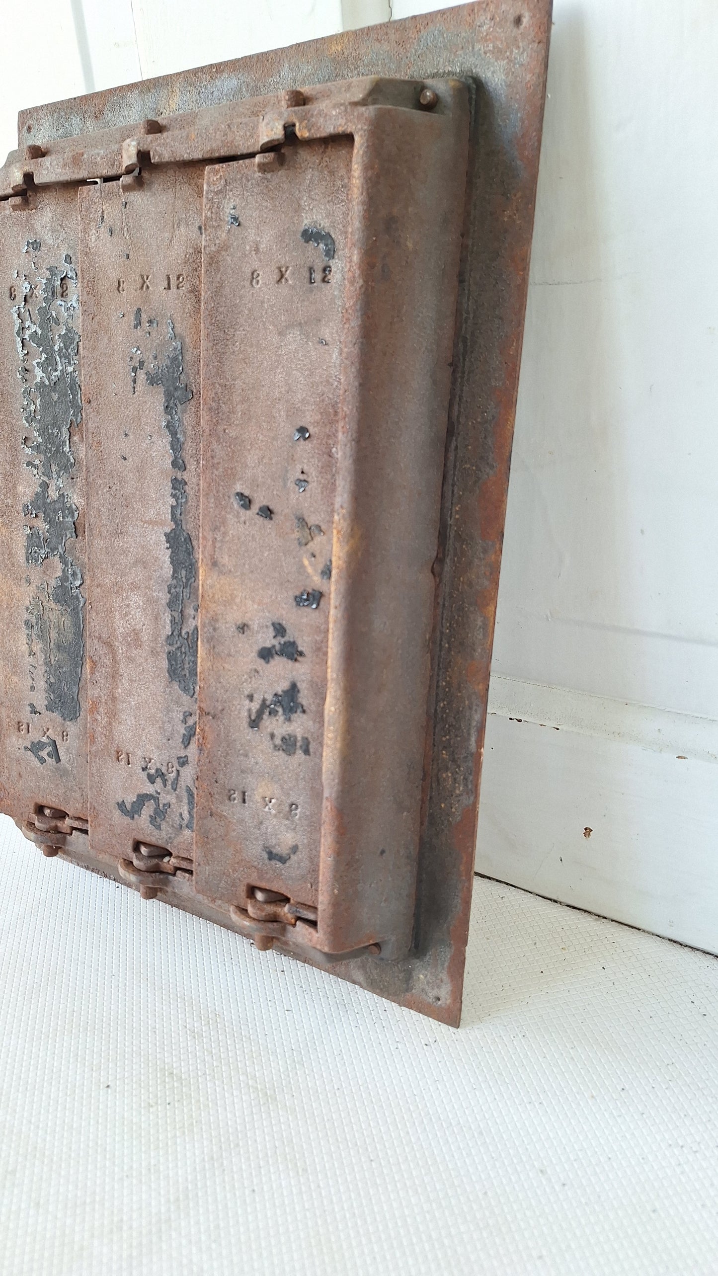10 x 14 Antique Cast Iron Vent Grate Cover, Working Vent Cover with Dampers, Heating Vent, Cast Iron Grate, Decorative Grate 042408