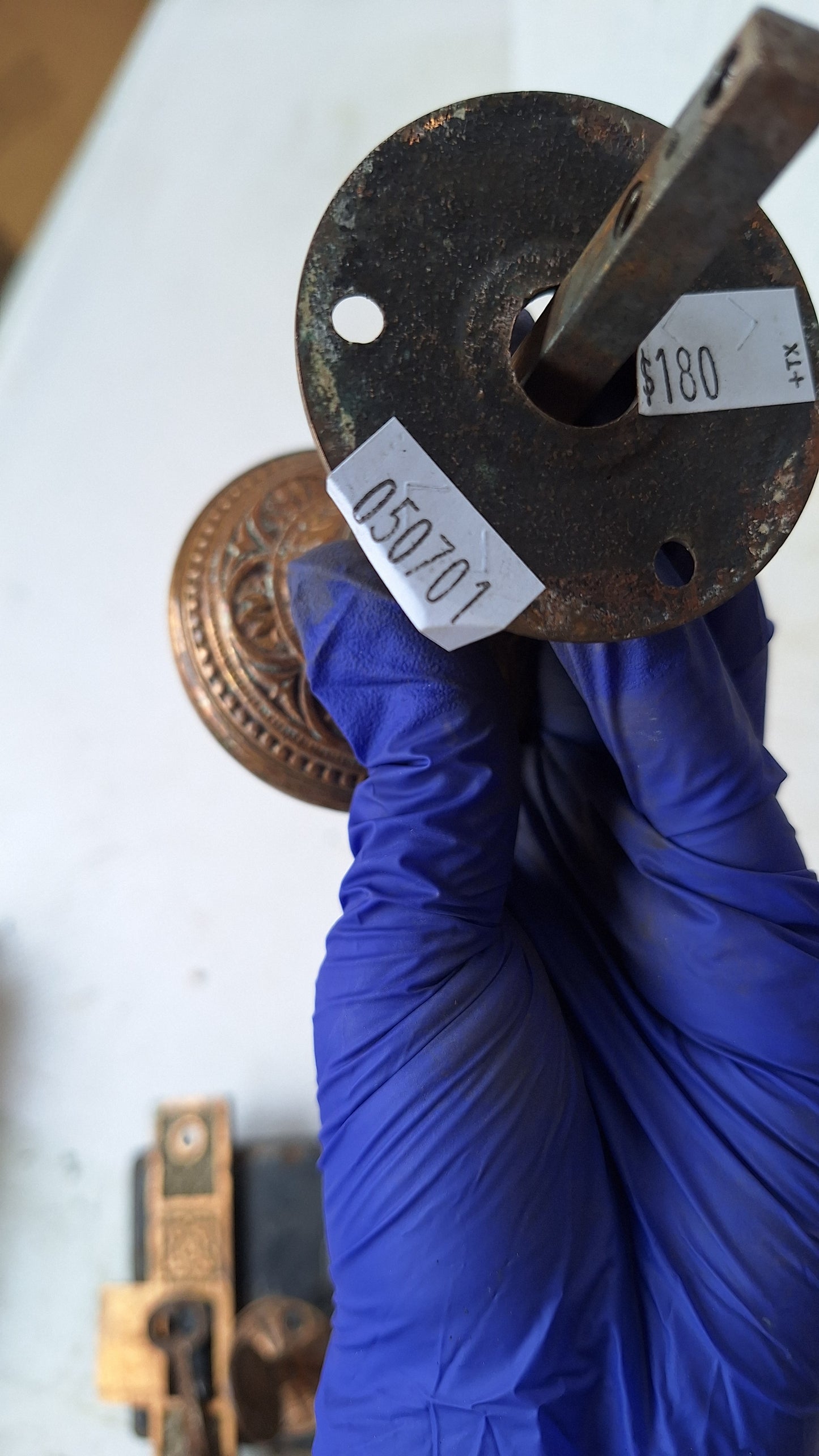 Pair of Antique Palmette Design Doorknobs, Antique Bronze Flower Pattern Door Knobs, Bronze Ornate Door Hardware 050701