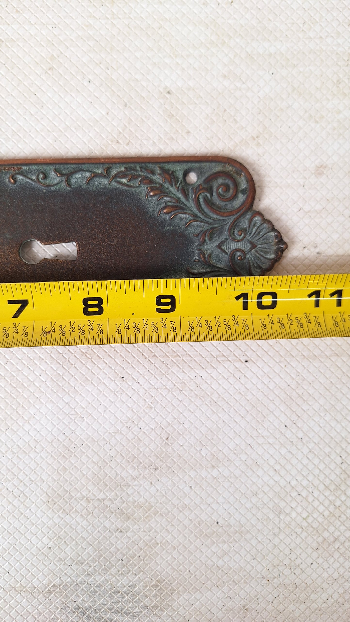 Large Lorraine Pattern Backplate with Two Keyhole, Ornate Entry Size Door Plate, Bronze Hardware, Door Backplate Architecture Salvage 052903