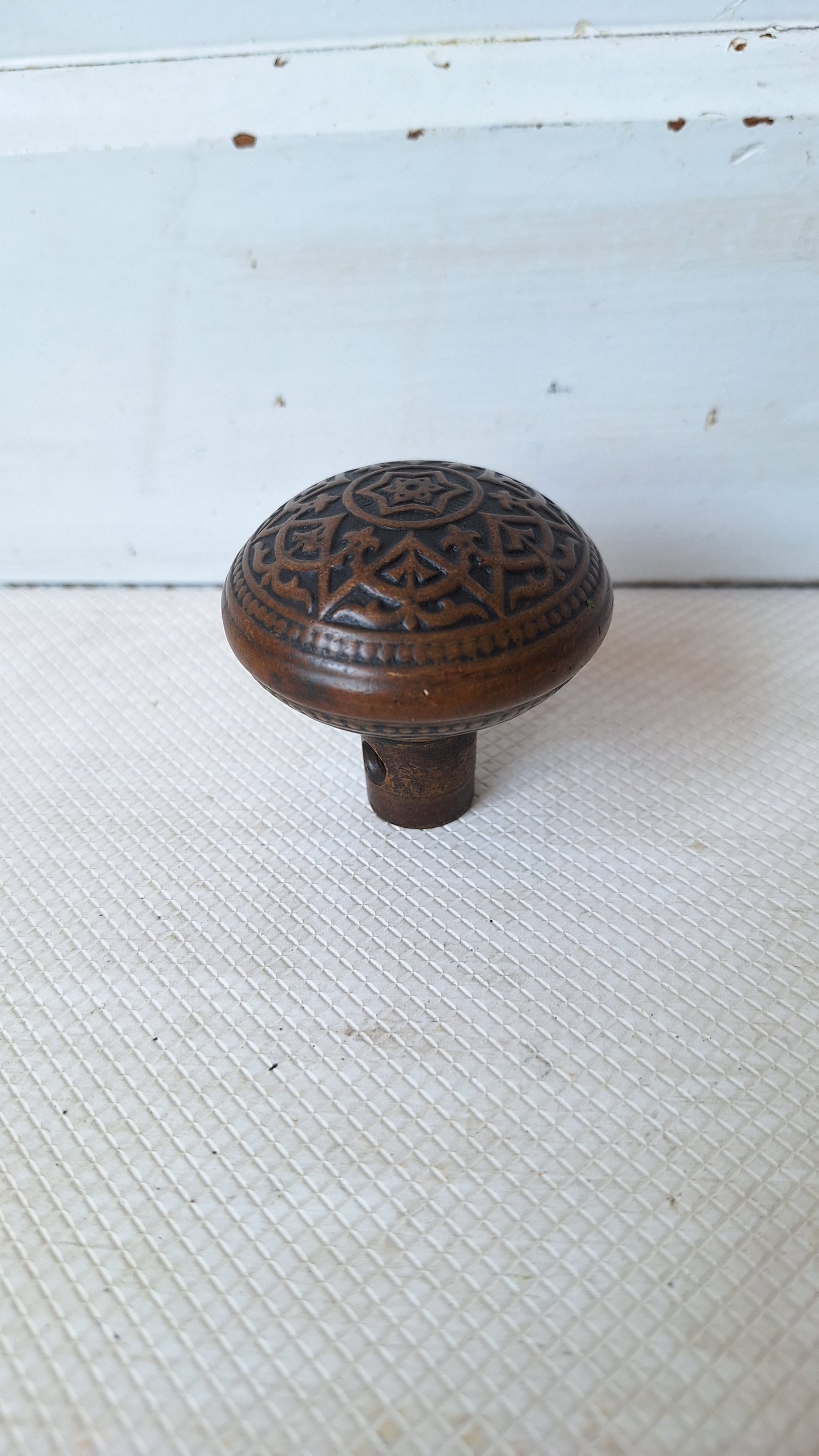 Victorian Doorknob with Interlocking Design, 3/8" Large Spindle, Fancy Brass Door Knob, Star Center Antique Door Handle 053106