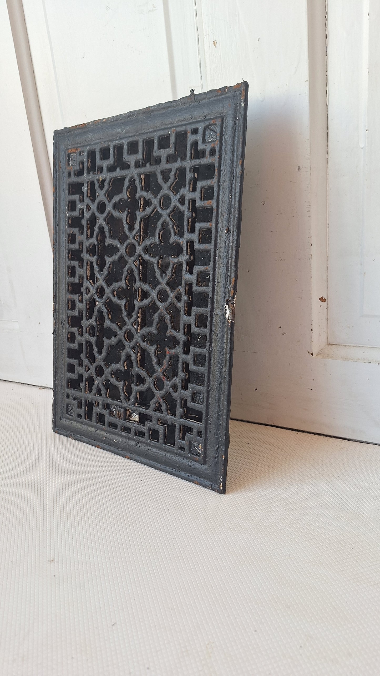 10 x 14 Decorative Cast Iron Vent Grate Cover, Working Vent Cover with Dampers, Heating Vent, Cast Iron Grate, Antique Vent Grate 070501
