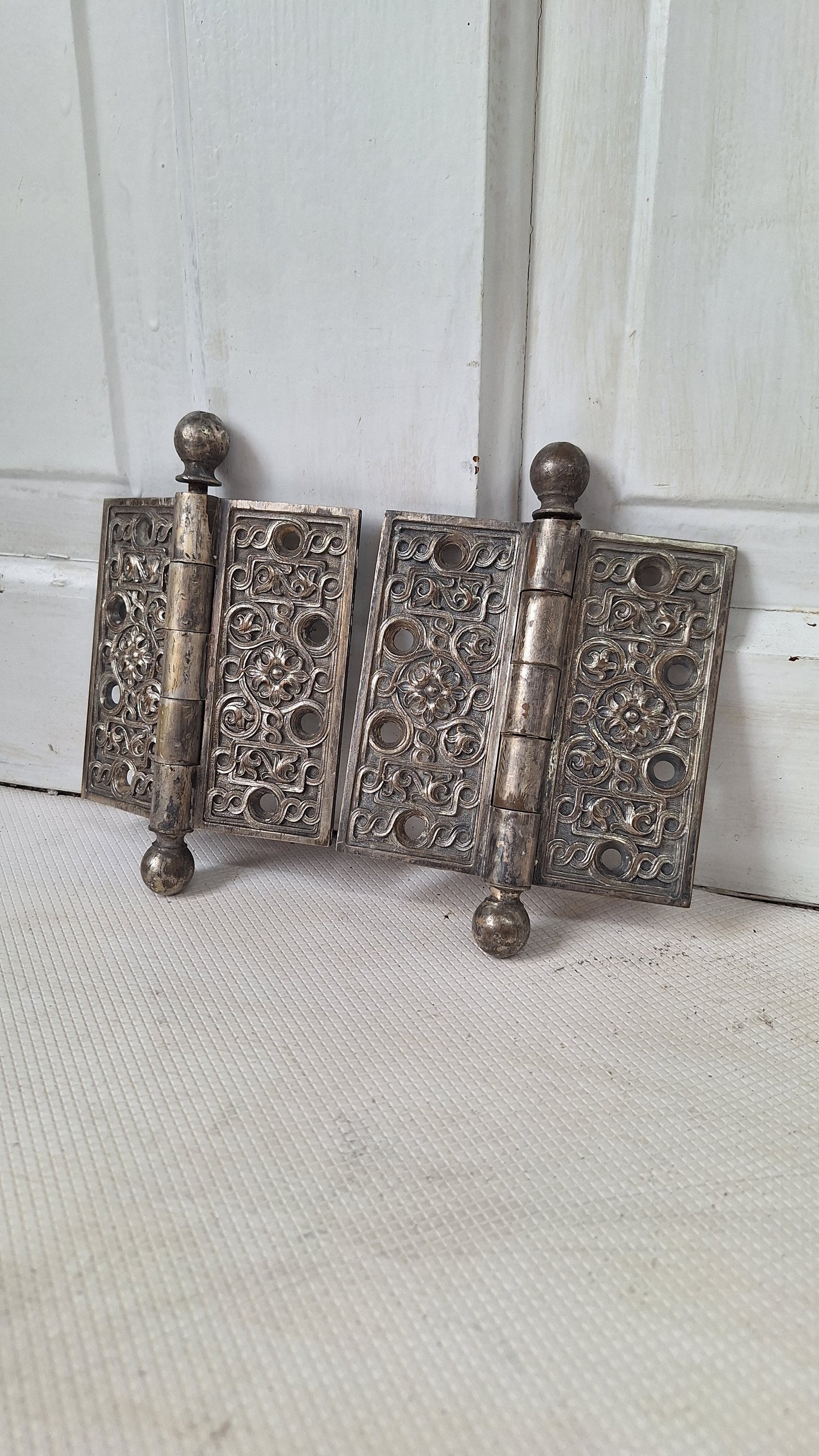 Pair of Yale Ornate Design Door Hinges, Nickel Plated Antique Door Hinges Set, Victorian Era Door Hardware 072001